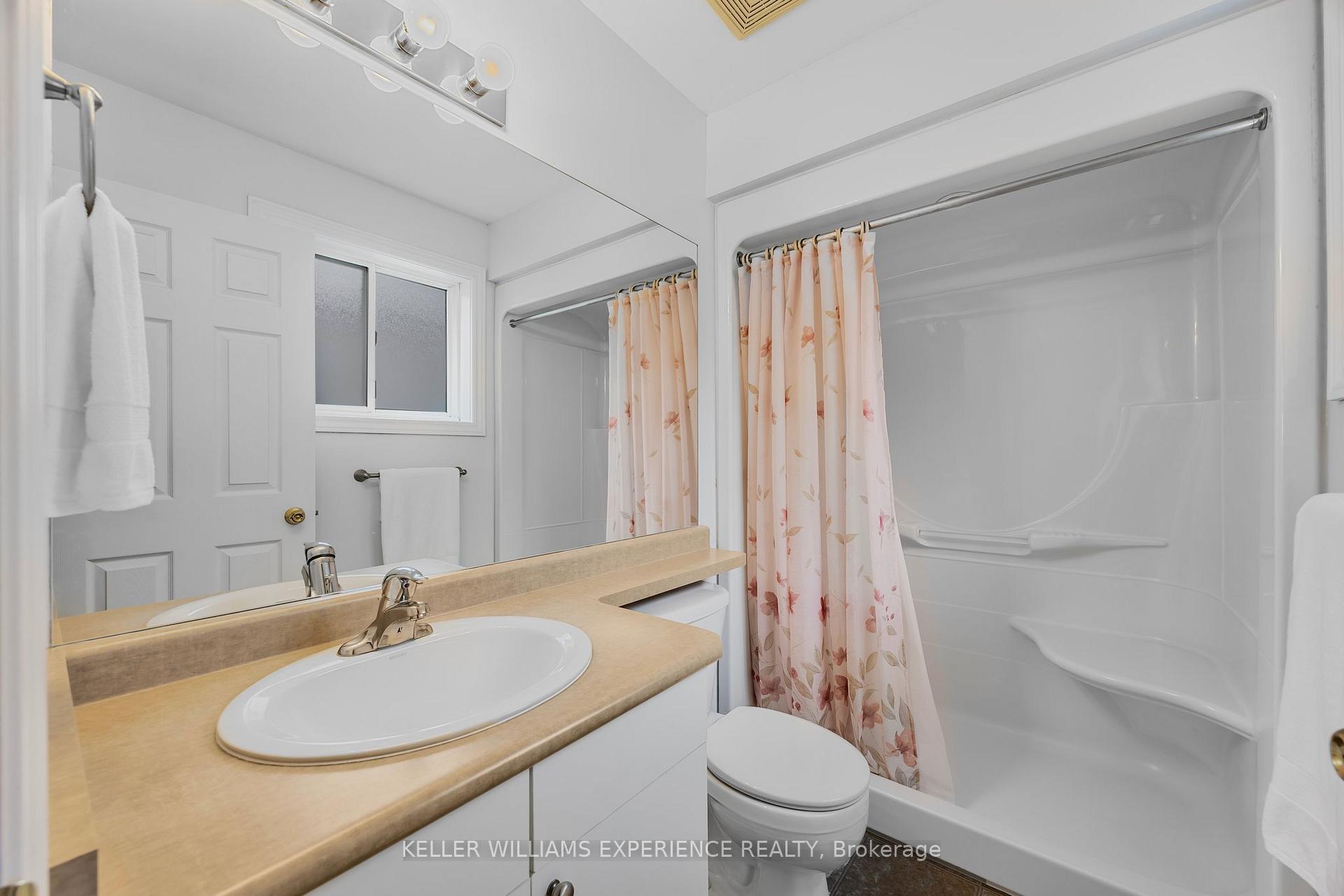 Photo 24 of 26 Wildflower Court, Barrie, Ardagh — HOMEH