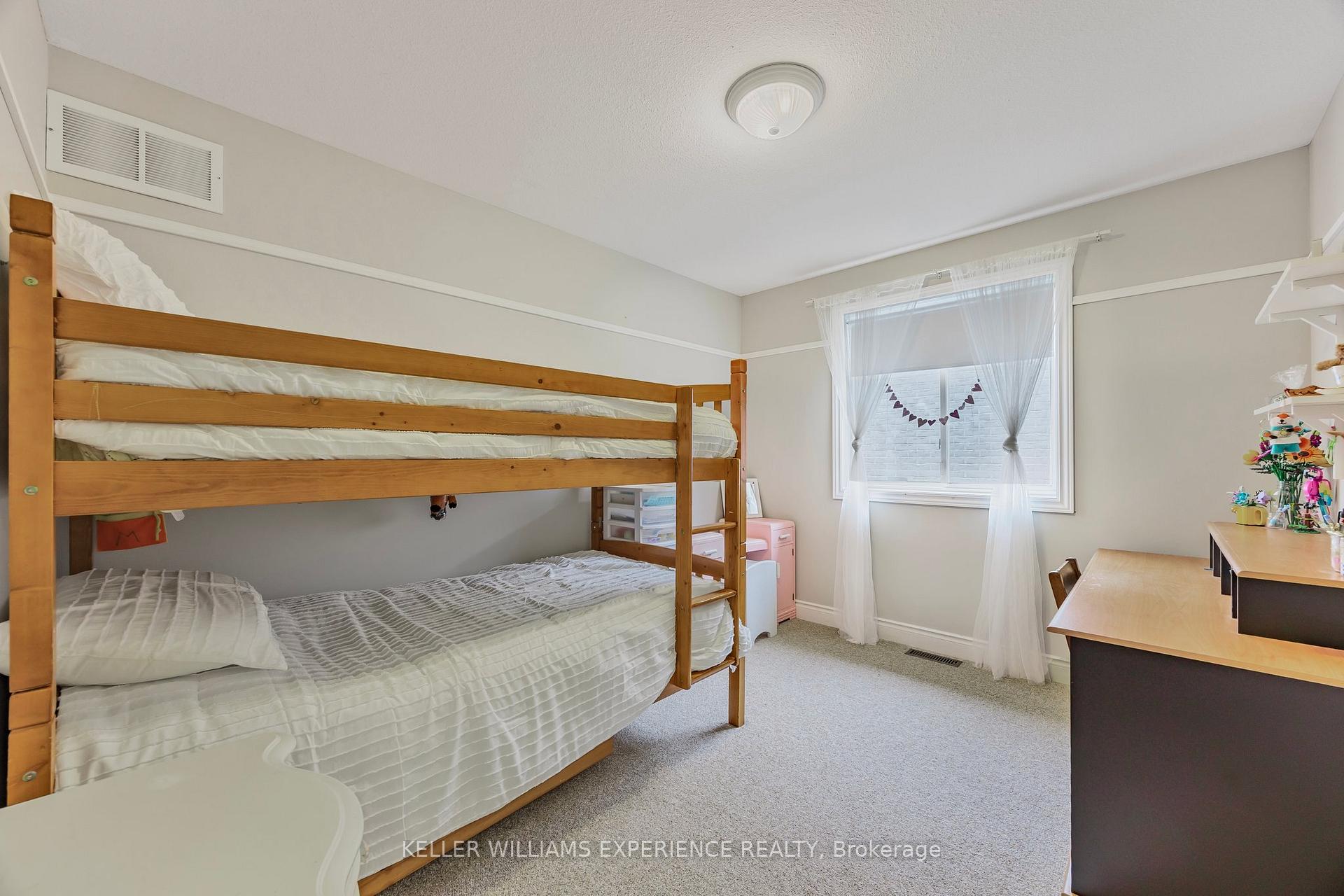 Photo 25 of 26 Wildflower Court, Barrie, Ardagh — HOMEH