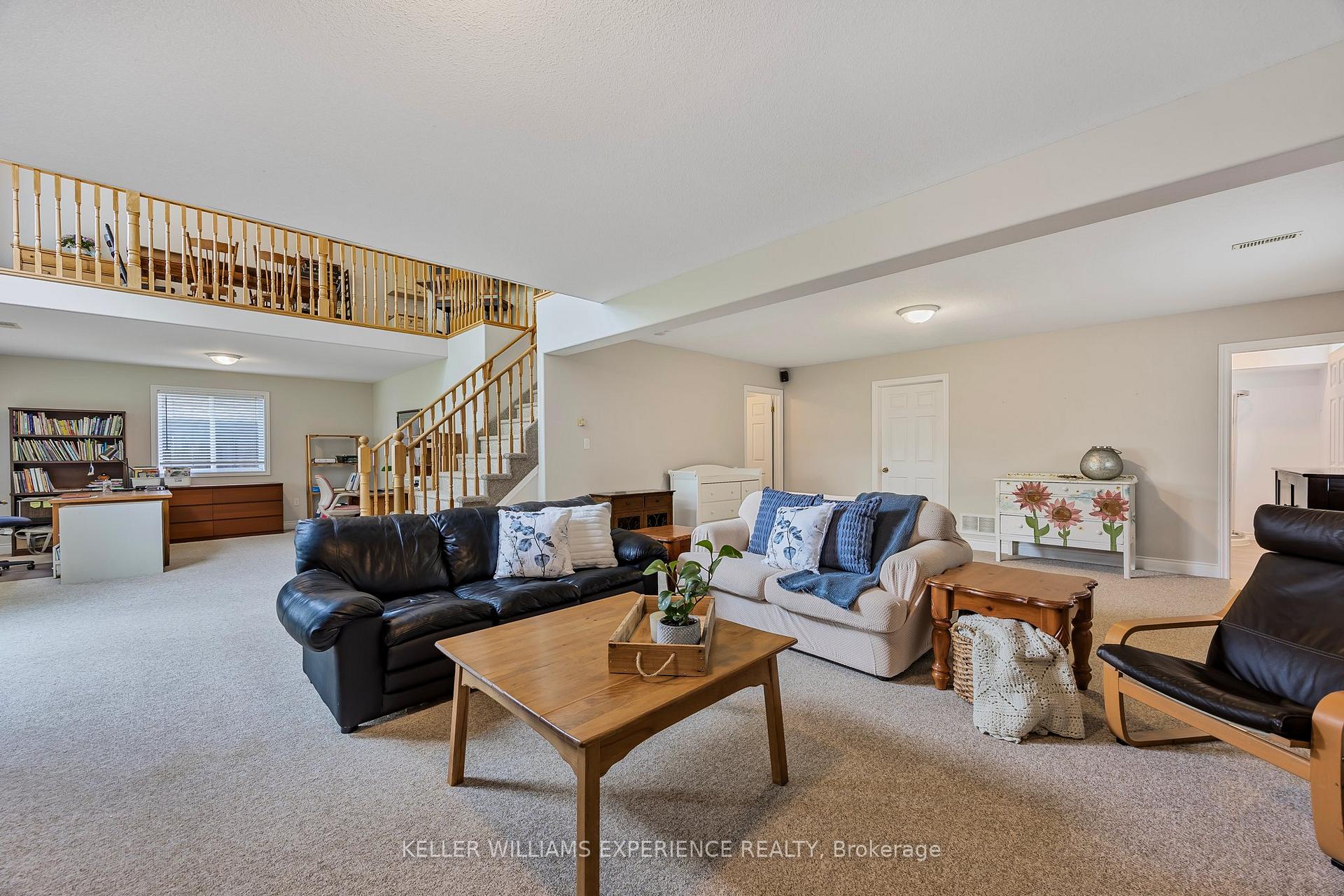 Photo 34 of 26 Wildflower Court, Barrie, Ardagh — HOMEH