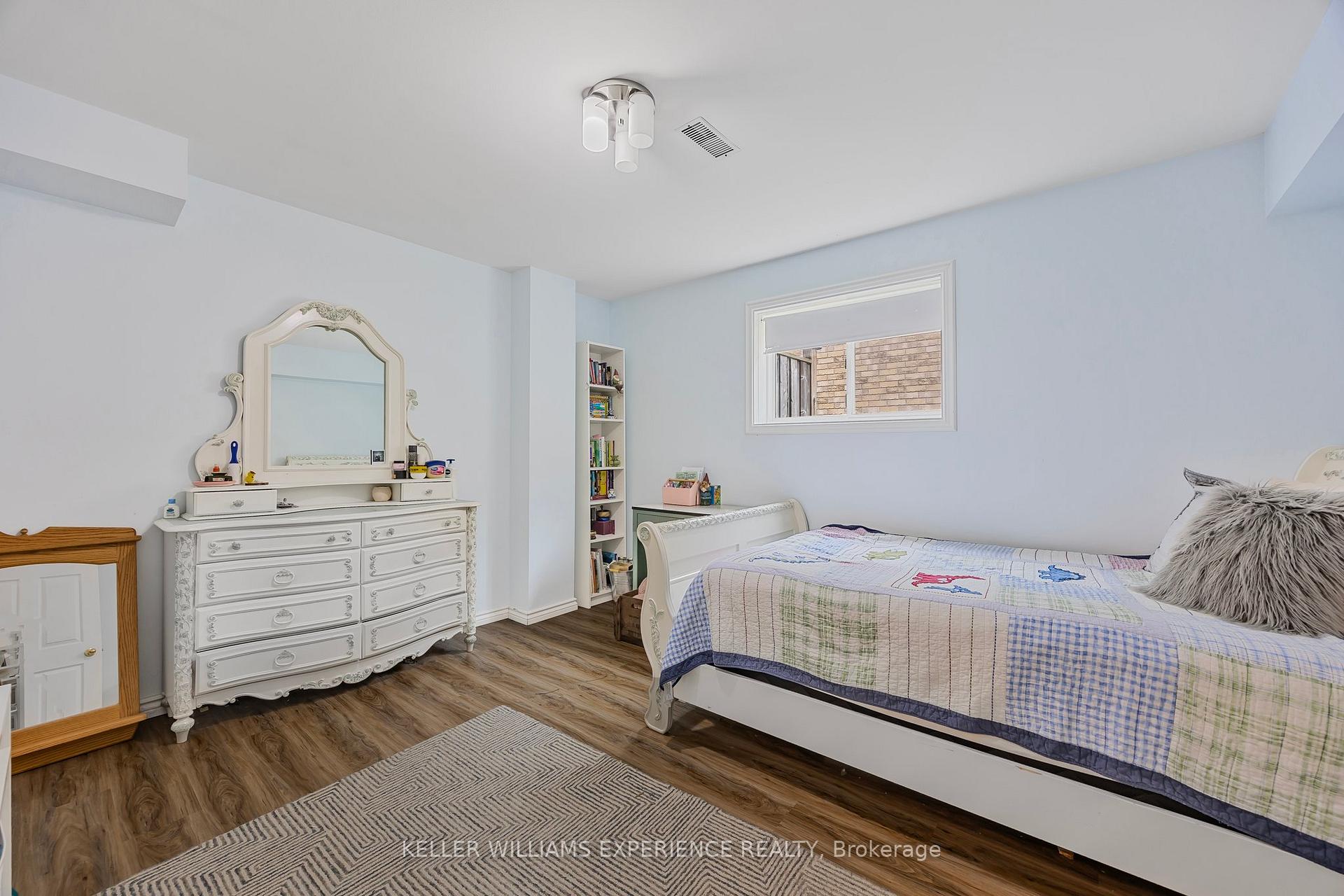 Photo 35 of 26 Wildflower Court, Barrie, Ardagh — HOMEH