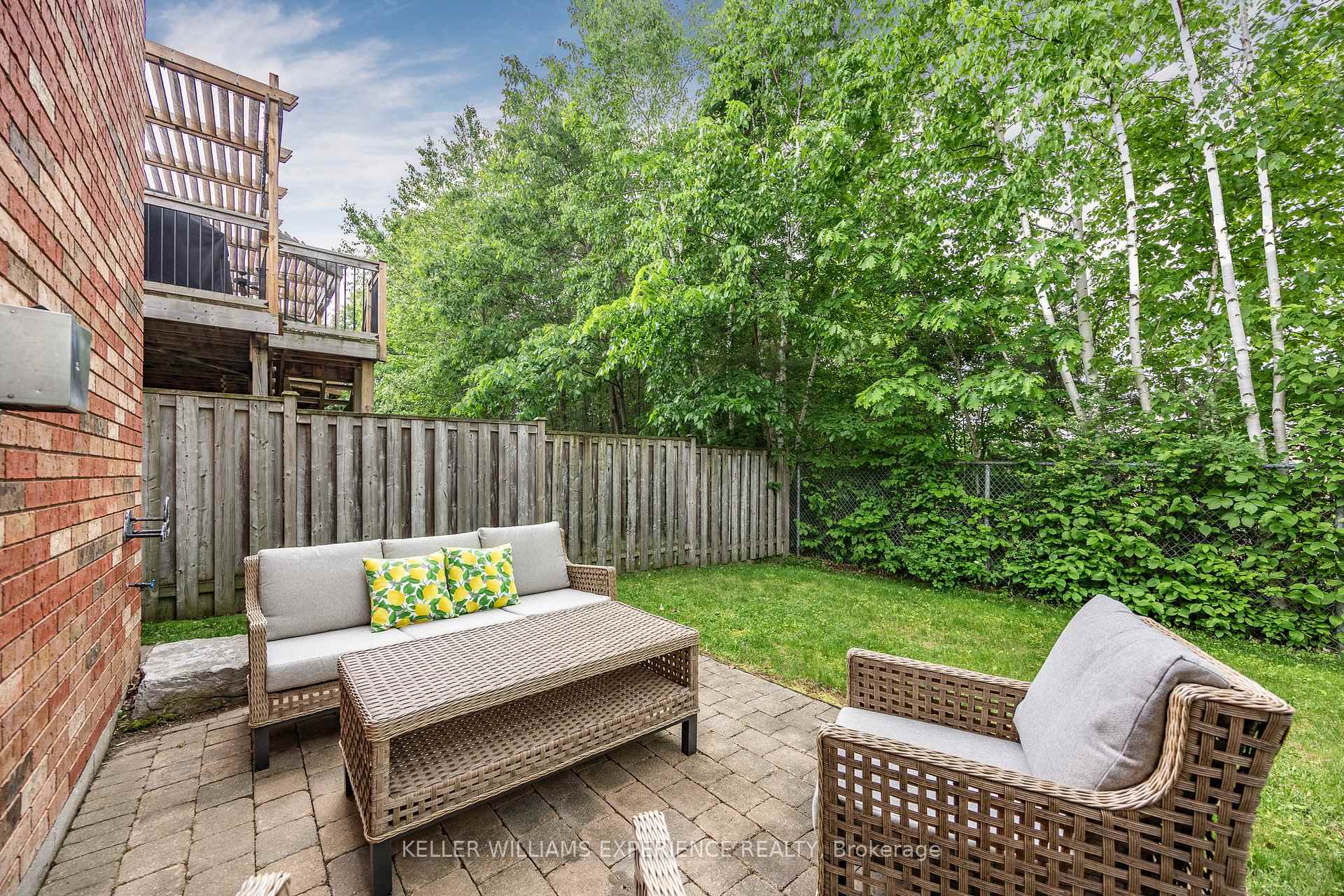 Photo 38 of 26 Wildflower Court, Barrie, Ardagh — HOMEH