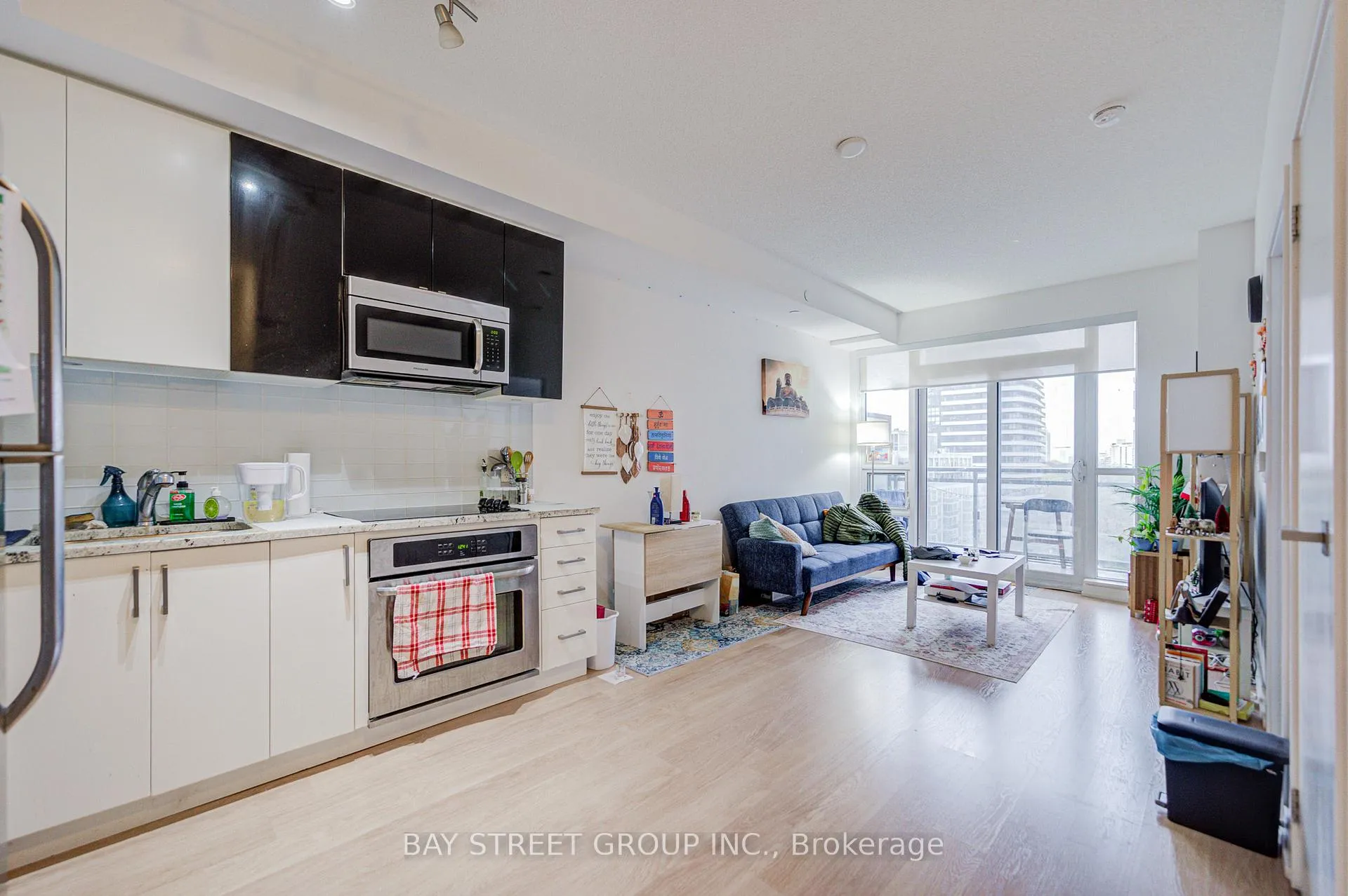 Photo 1 of Unit 918, 98 Lillian Street, Toronto, Mount Pleasant West — HOMEH