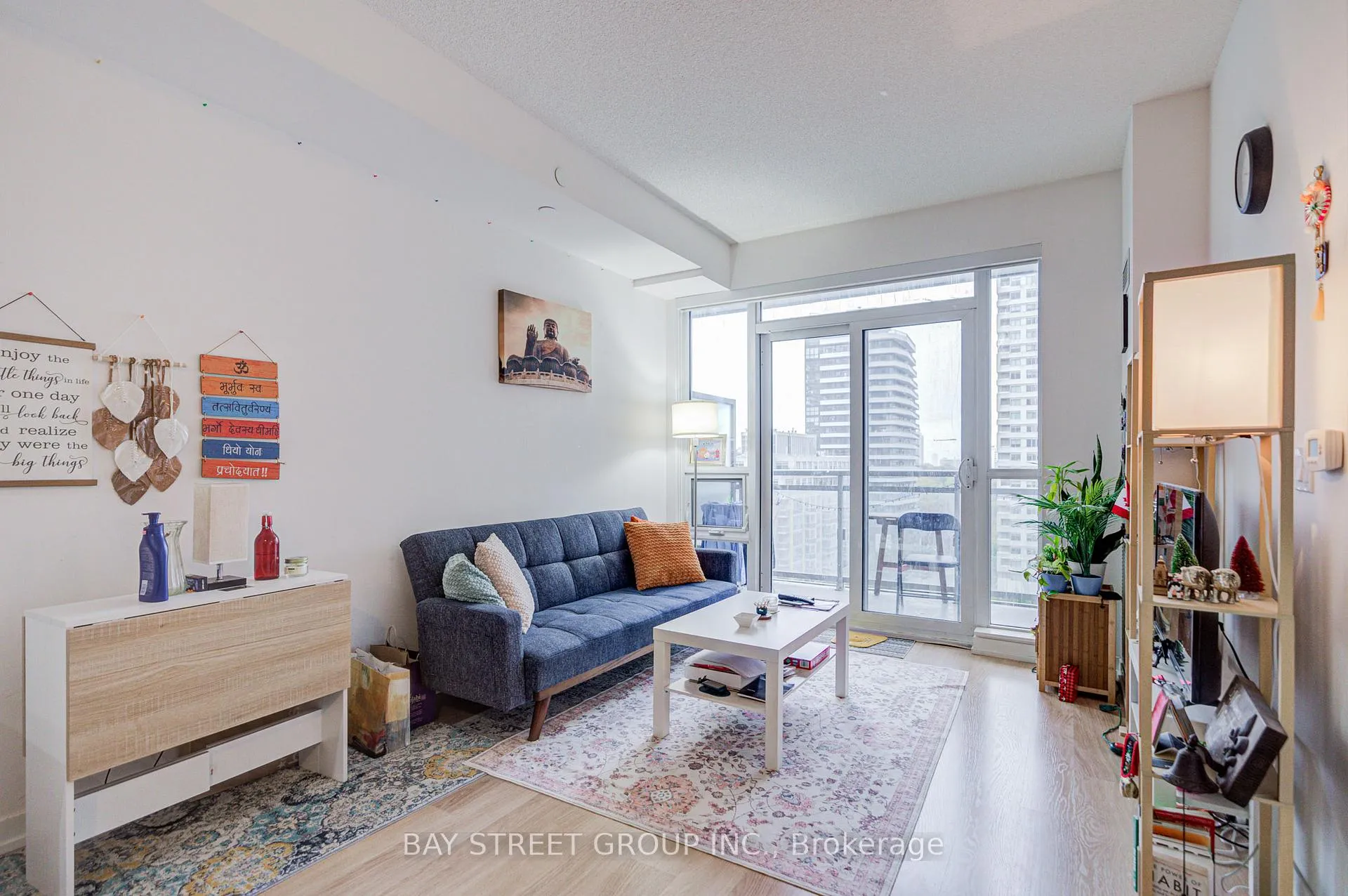 Photo 7 of Unit 918, 98 Lillian Street, Toronto, Mount Pleasant West — HOMEH