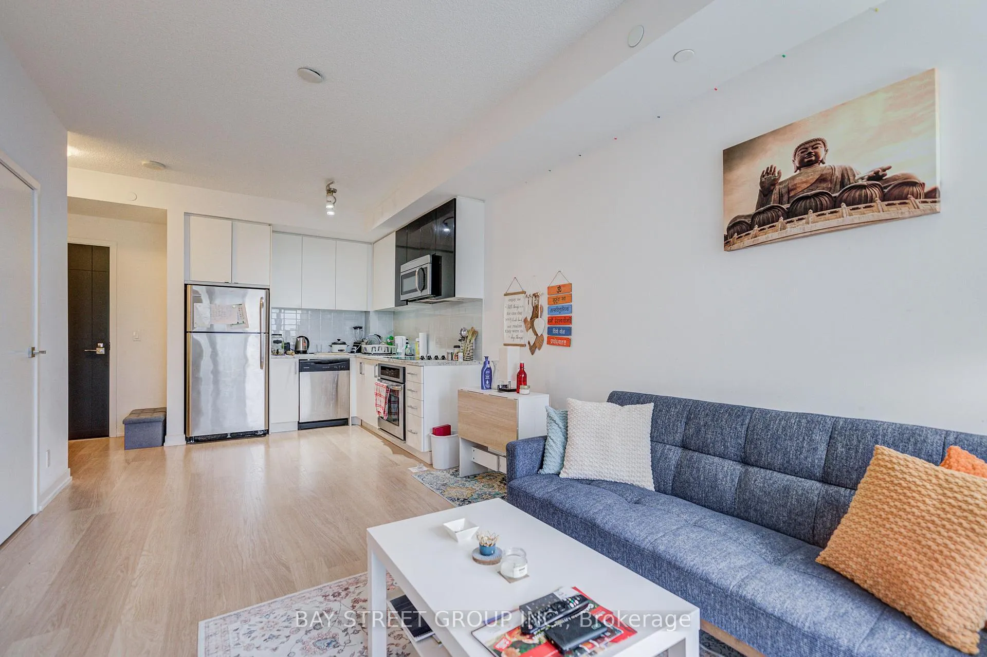 Photo 9 of Unit 918, 98 Lillian Street, Toronto, Mount Pleasant West — HOMEH