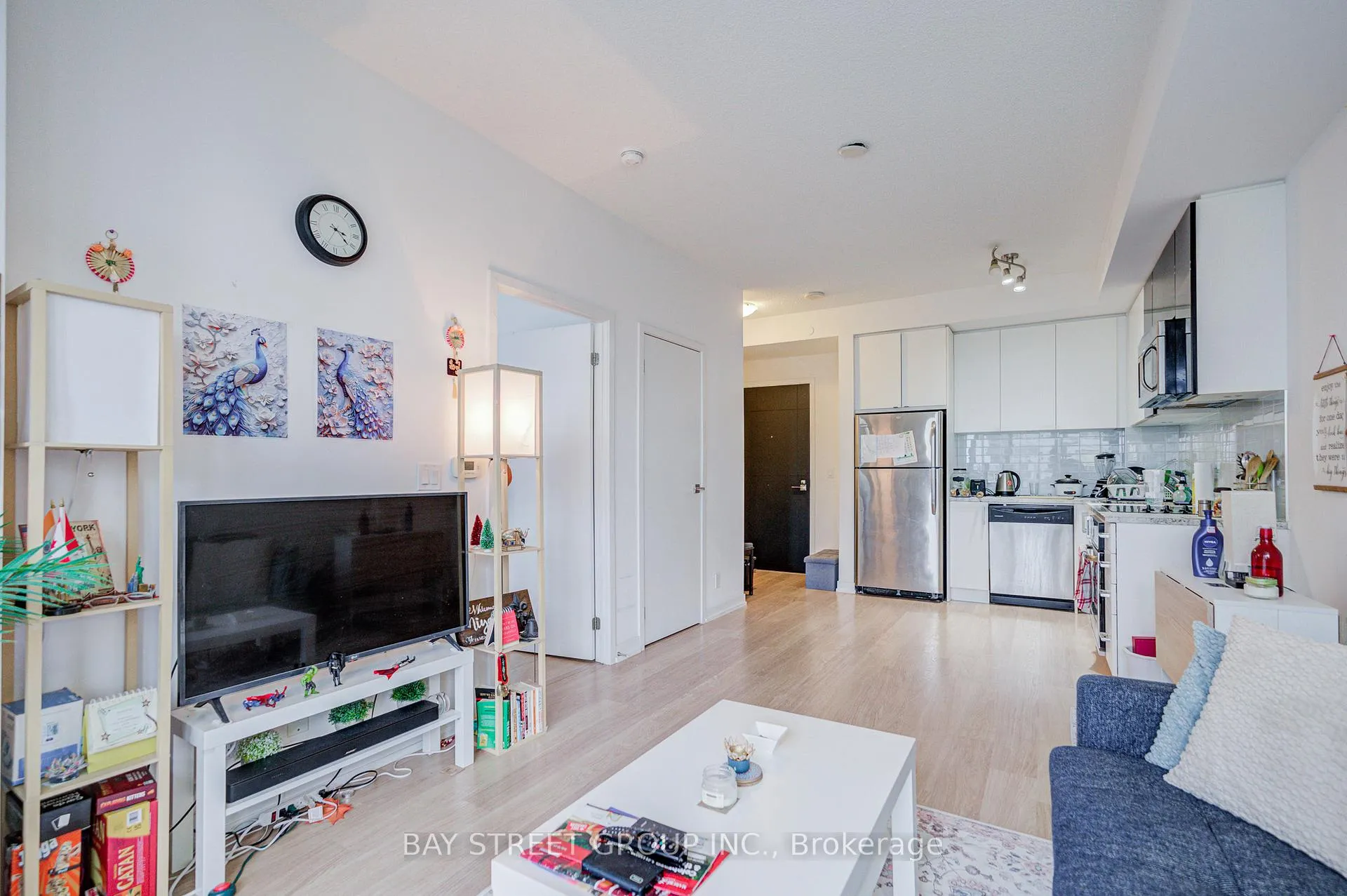 Photo 10 of Unit 918, 98 Lillian Street, Toronto, Mount Pleasant West — HOMEH