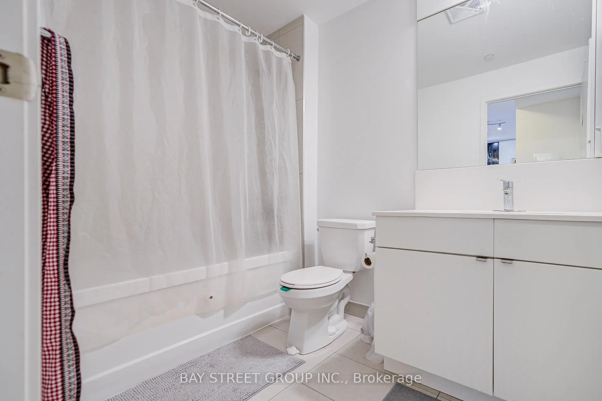 Photo 13 of Unit 918, 98 Lillian Street, Toronto, Mount Pleasant West — HOMEH