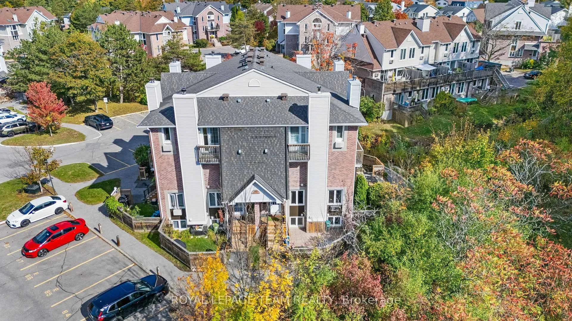 Photo 2 of Unit 1, 5 Timberview Way, Ottawa, Westcliffe Estates — HOMEH