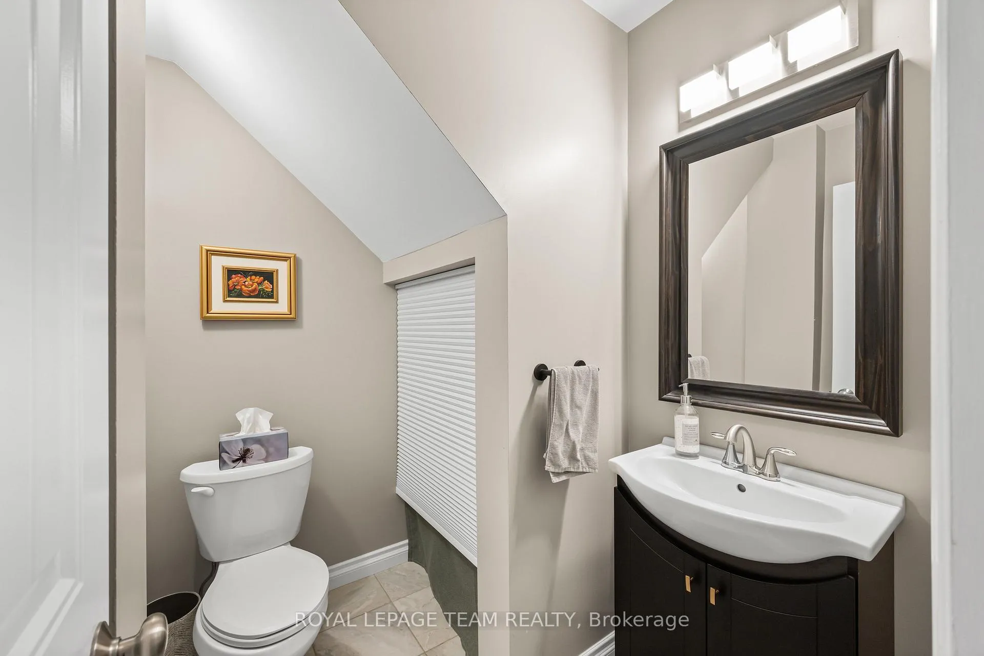 Photo 14 of Unit 1, 5 Timberview Way, Ottawa, Westcliffe Estates — HOMEH