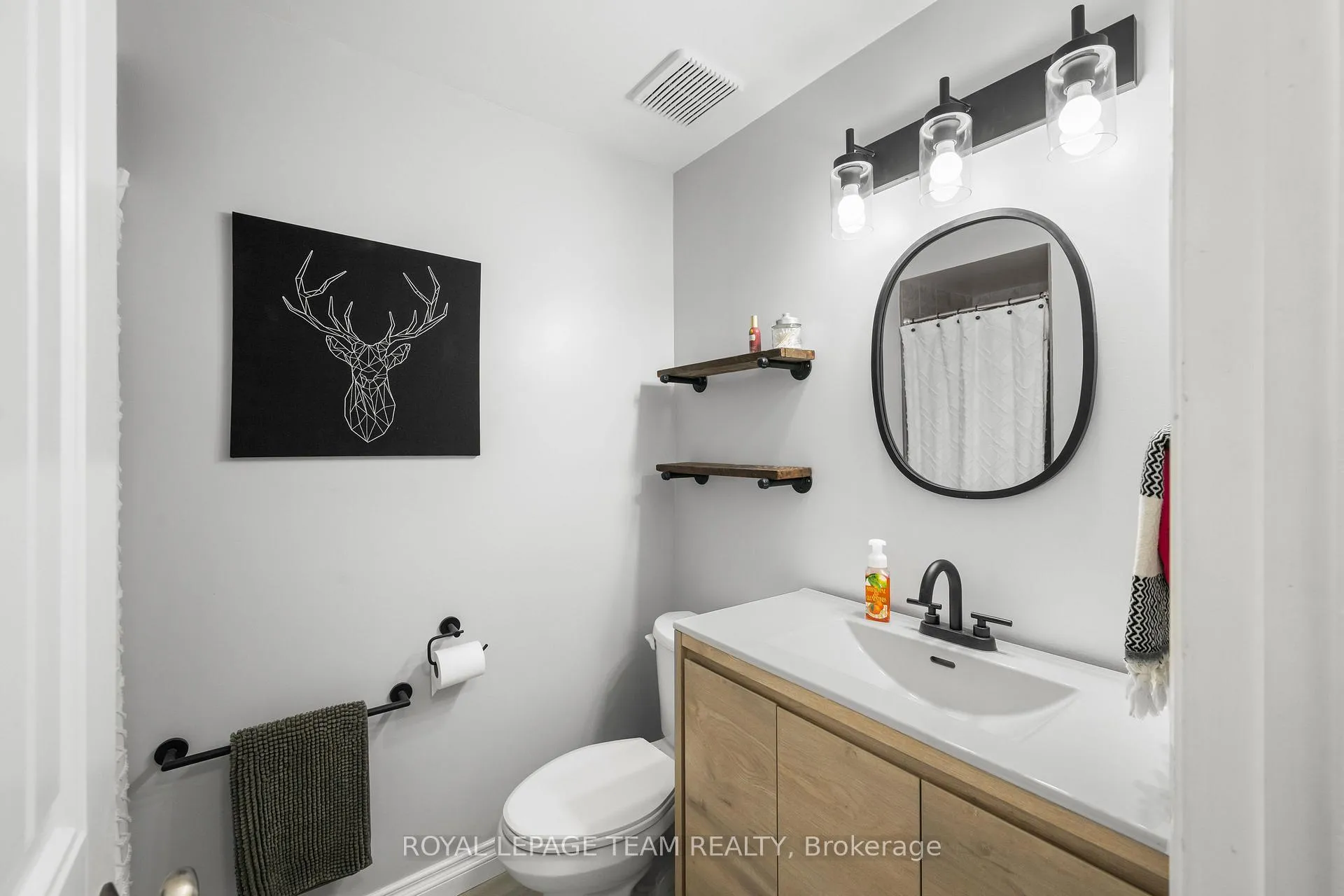 Photo 18 of Unit 1, 5 Timberview Way, Ottawa, Westcliffe Estates — HOMEH