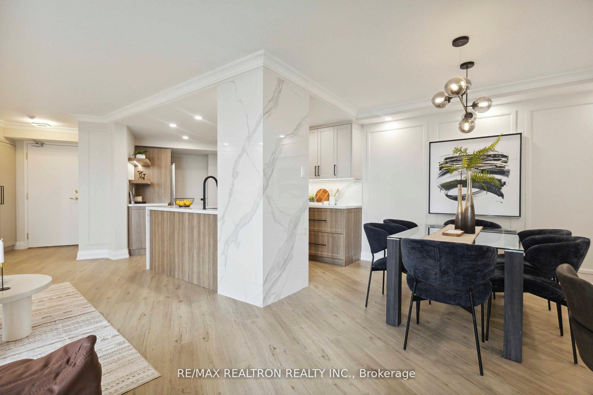 Photo 8 of Unit 1604, 7250 Yonge Street, Vaughan, Crestwood-Springfarm-Yorkhill — HOMEH