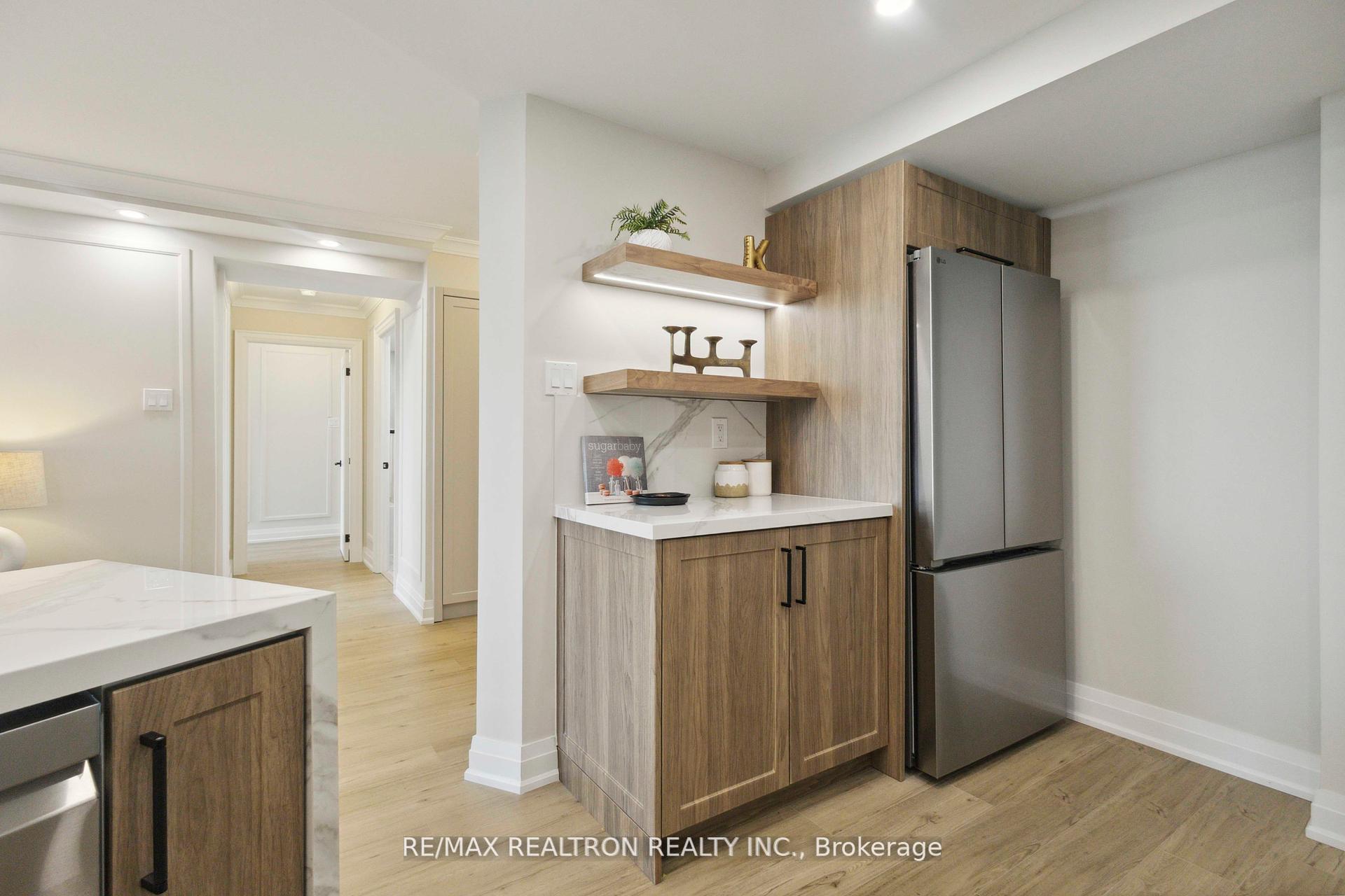 Photo 18 of Unit 1604, 7250 Yonge Street, Vaughan, Crestwood-Springfarm-Yorkhill — HOMEH
