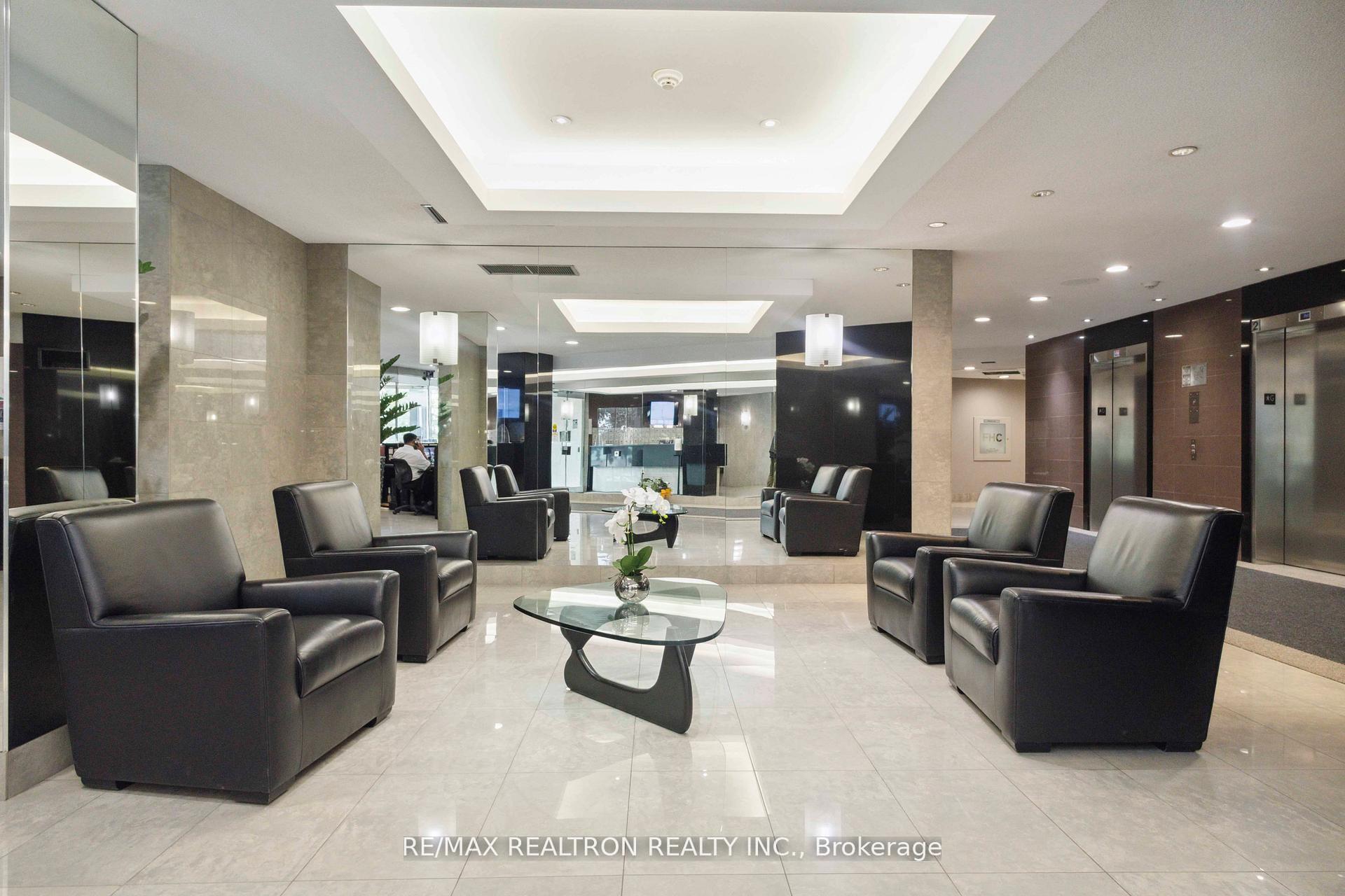 Photo 32 of Unit 1604, 7250 Yonge Street, Vaughan, Crestwood-Springfarm-Yorkhill — HOMEH