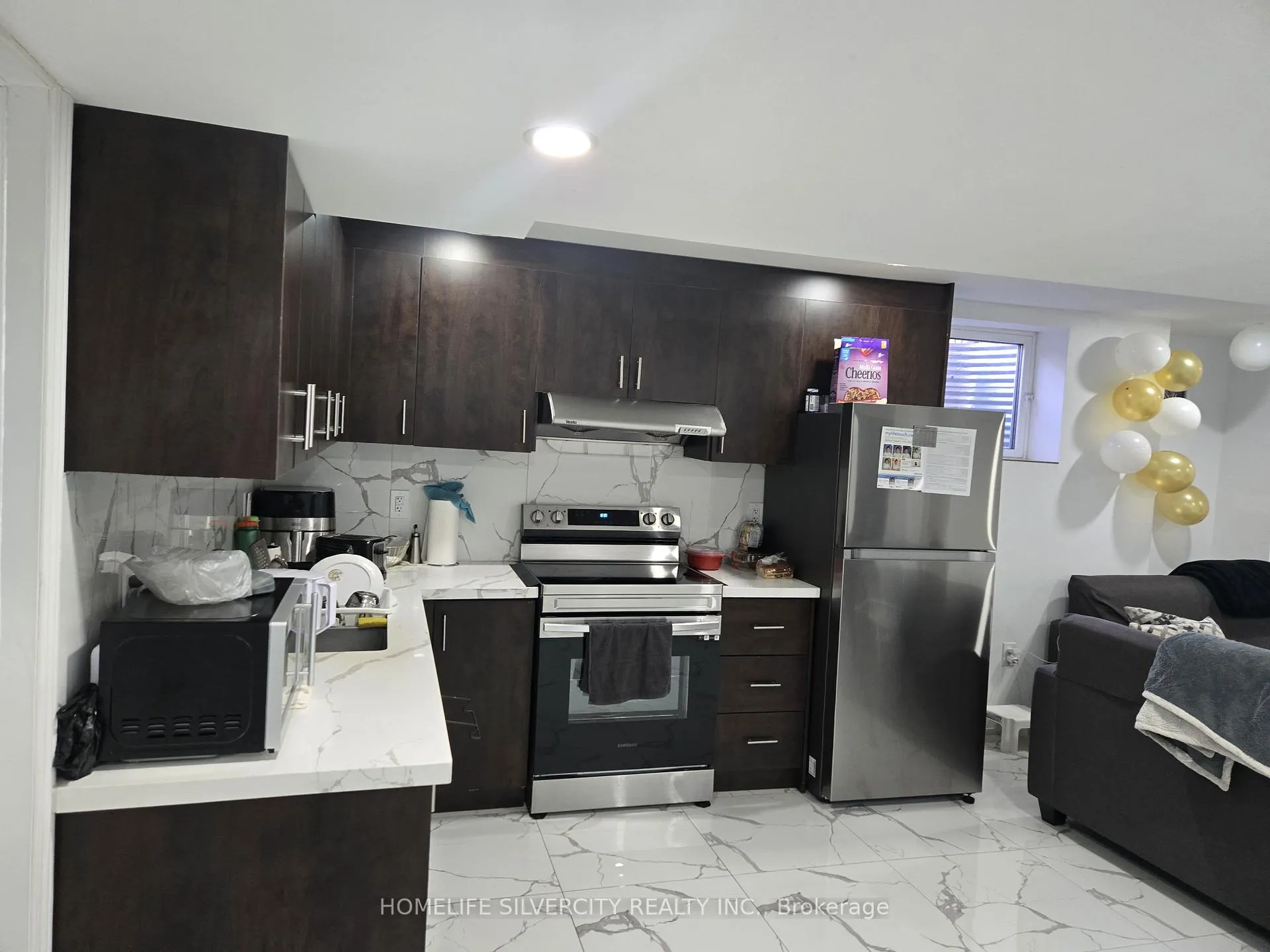 Photo 2 of 80 Abitibi Lake Drive, Brampton, Sandringham-Wellington — HOMEH