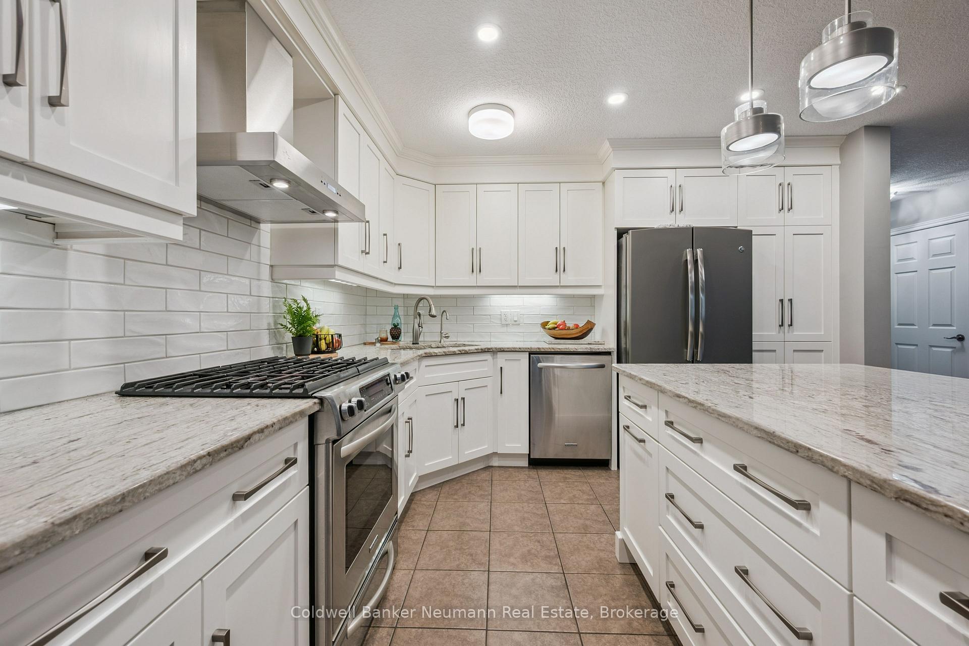 Photo 17 of Unit 26, 255 Summerfield Dr, Guelph, Pineridge/Westminster Woods — HOMEH