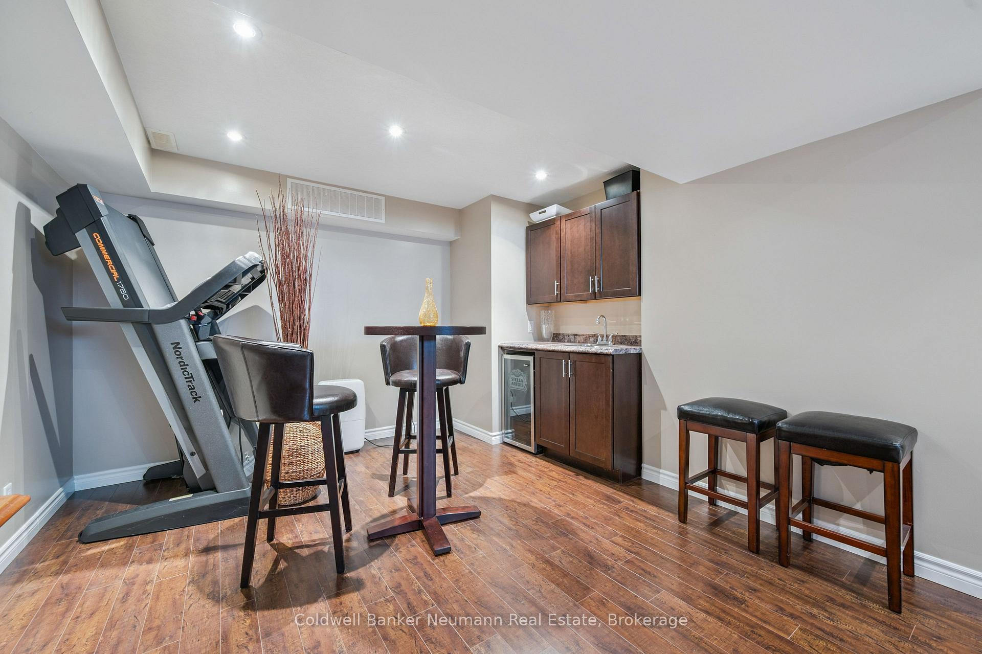 Photo 31 of Unit 26, 255 Summerfield Dr, Guelph, Pineridge/Westminster Woods — HOMEH