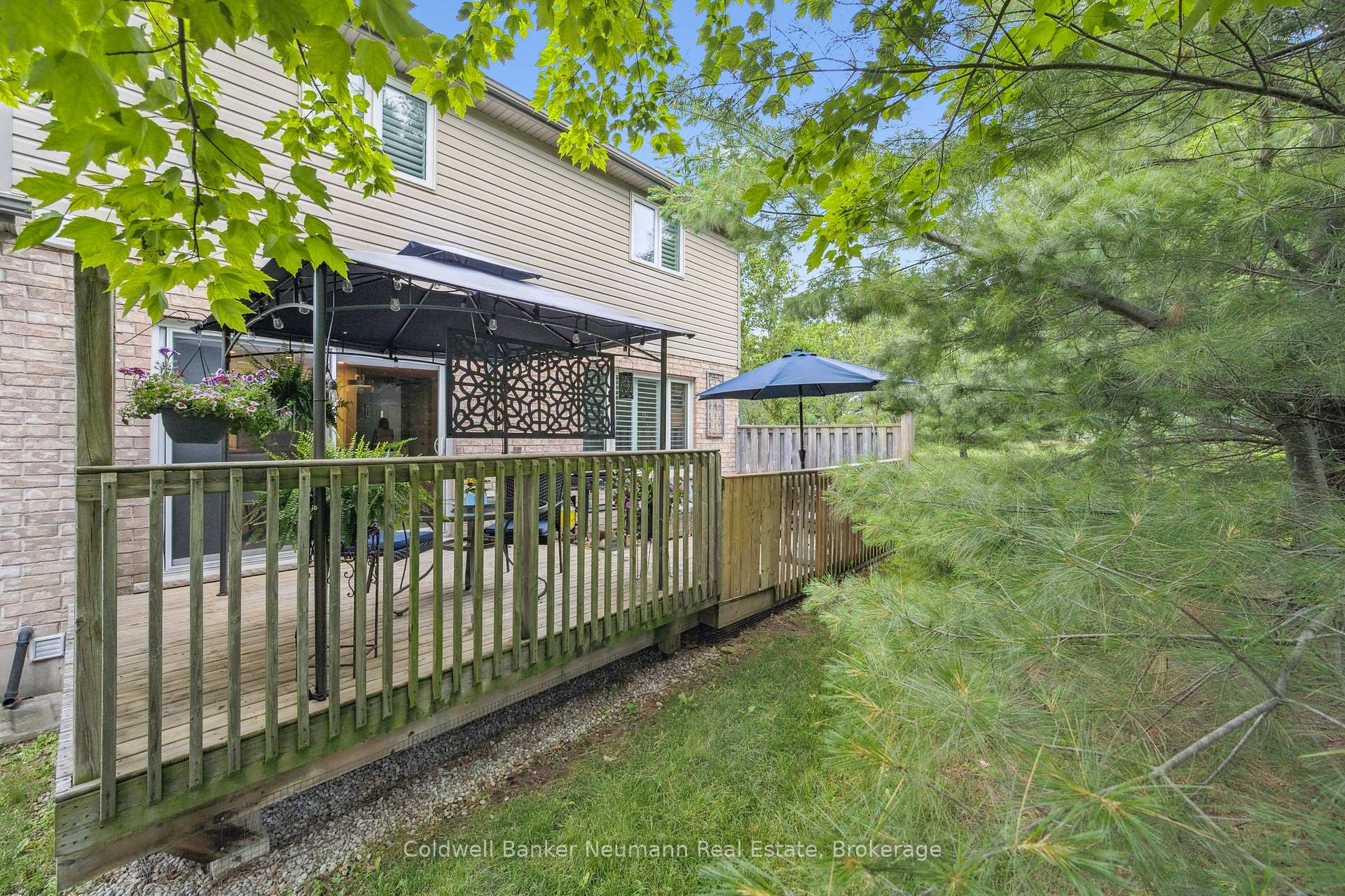 Photo 35 of Unit 26, 255 Summerfield Dr, Guelph, Pineridge/Westminster Woods — HOMEH
