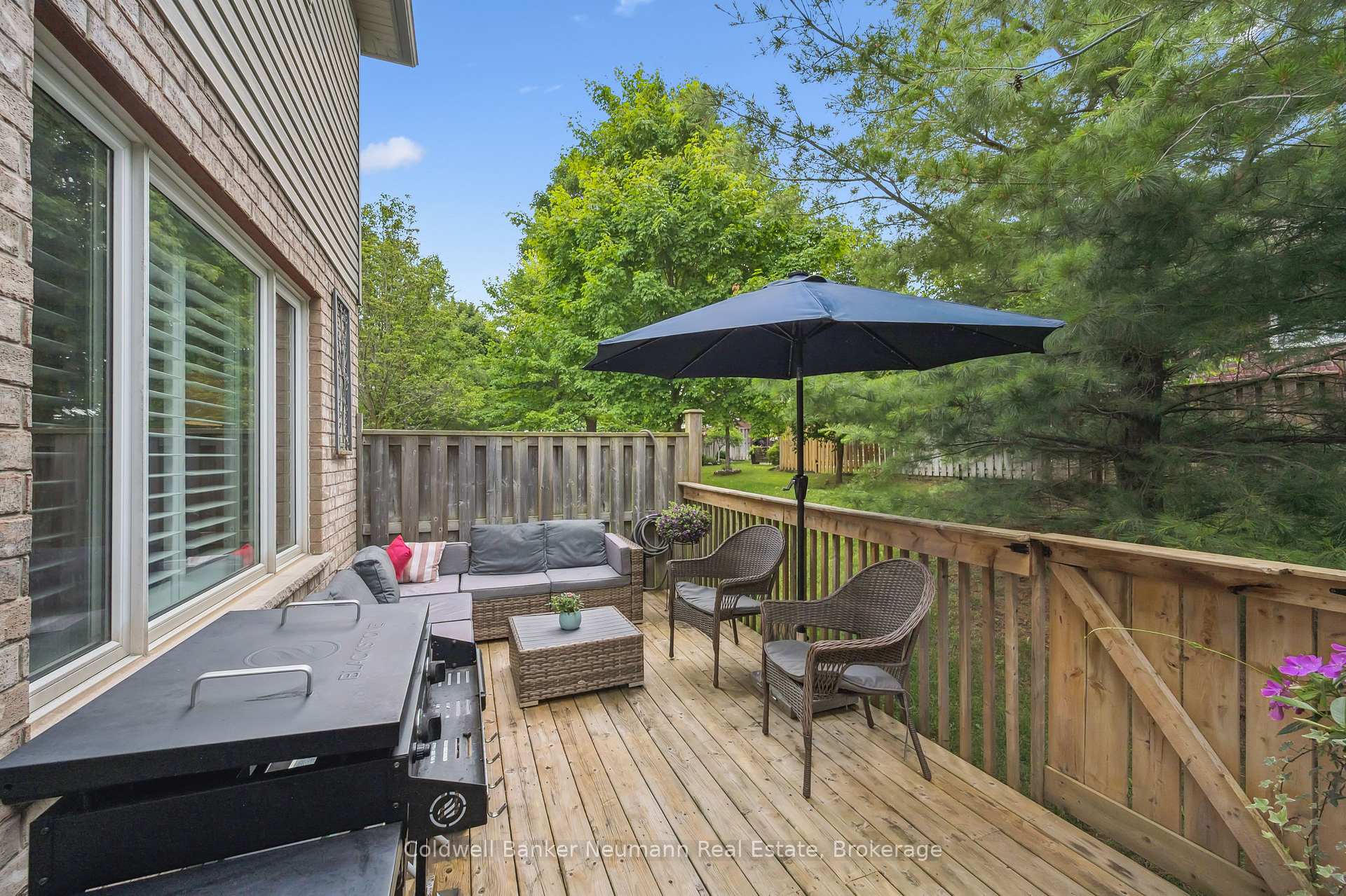 Photo 37 of Unit 26, 255 Summerfield Dr, Guelph, Pineridge/Westminster Woods — HOMEH