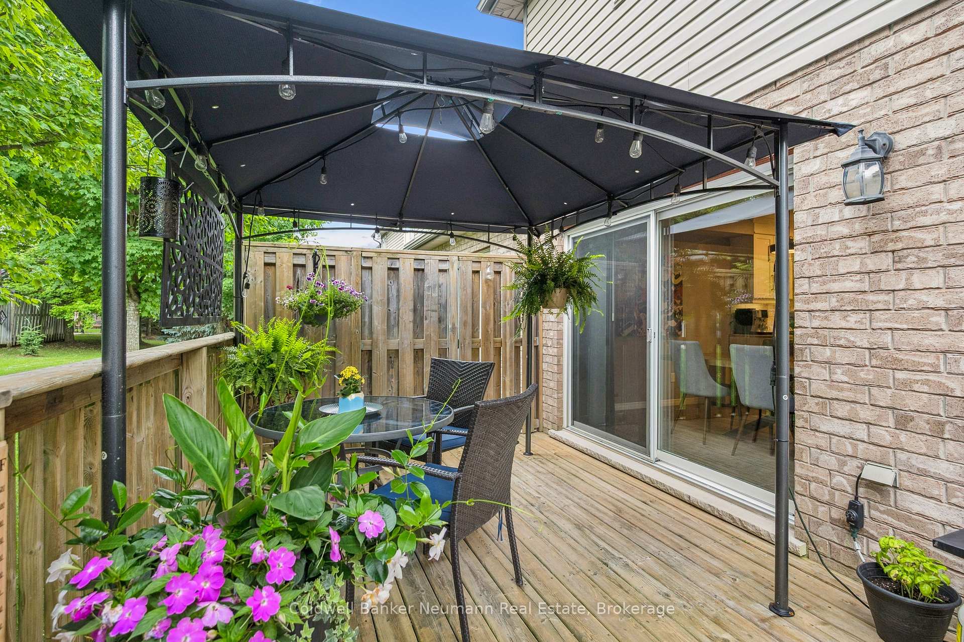 Photo 39 of Unit 26, 255 Summerfield Dr, Guelph, Pineridge/Westminster Woods — HOMEH