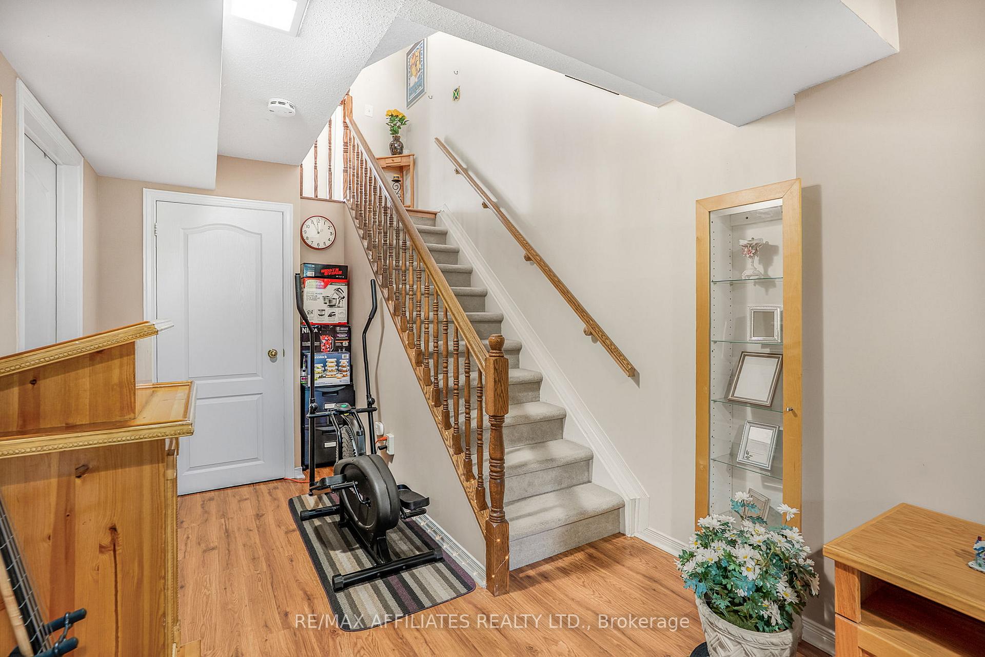 Photo 24 of 6135 Oak Meadows Drive, Ottawa, Chapel Hill — HOMEH