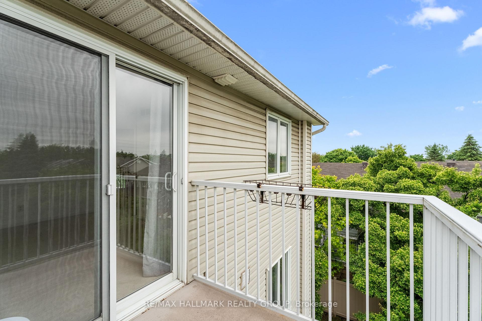 Photo 30 of 251 Forestglade Crescent, Ottawa, Hunt Club Park — HOMEH