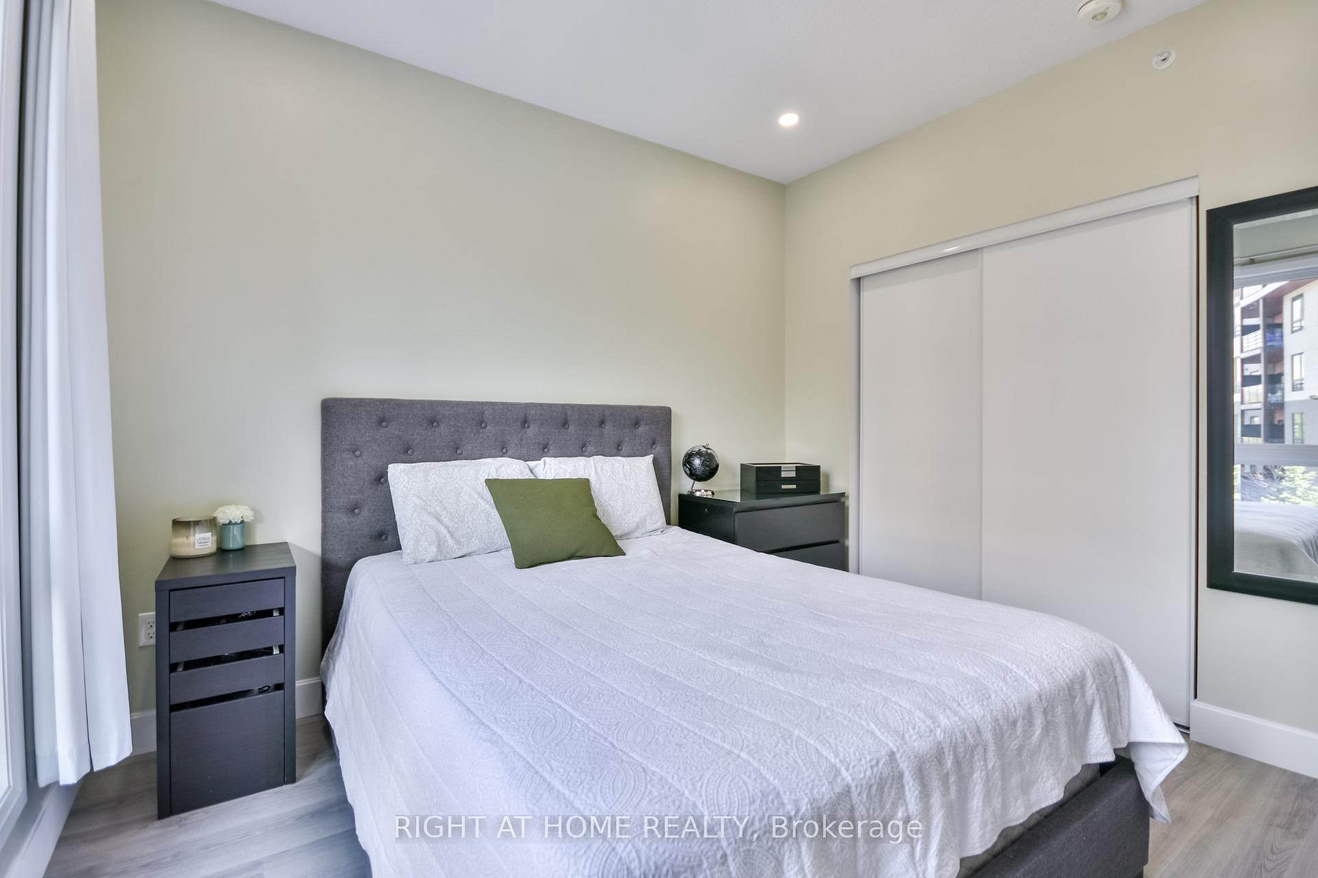 Photo 12 of Unit 213, 302 Essa Road, Barrie, Ardagh — HOMEH