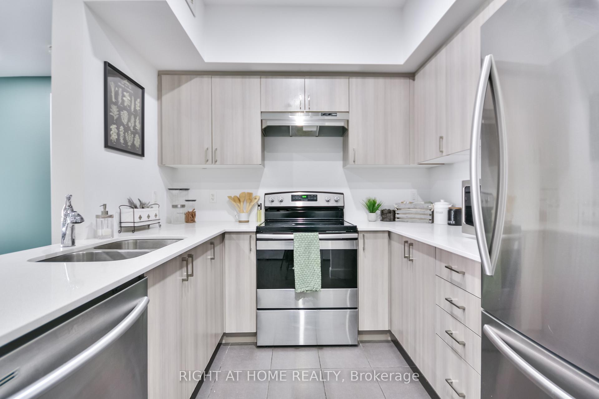 Photo 23 of Unit 213, 302 Essa Road, Barrie, Ardagh — HOMEH