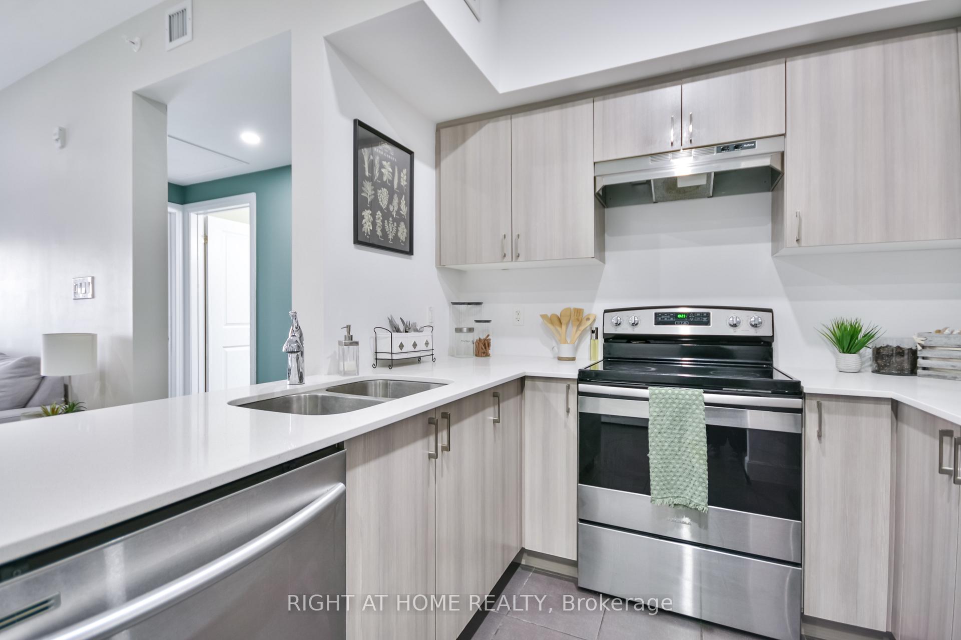 Photo 24 of Unit 213, 302 Essa Road, Barrie, Ardagh — HOMEH