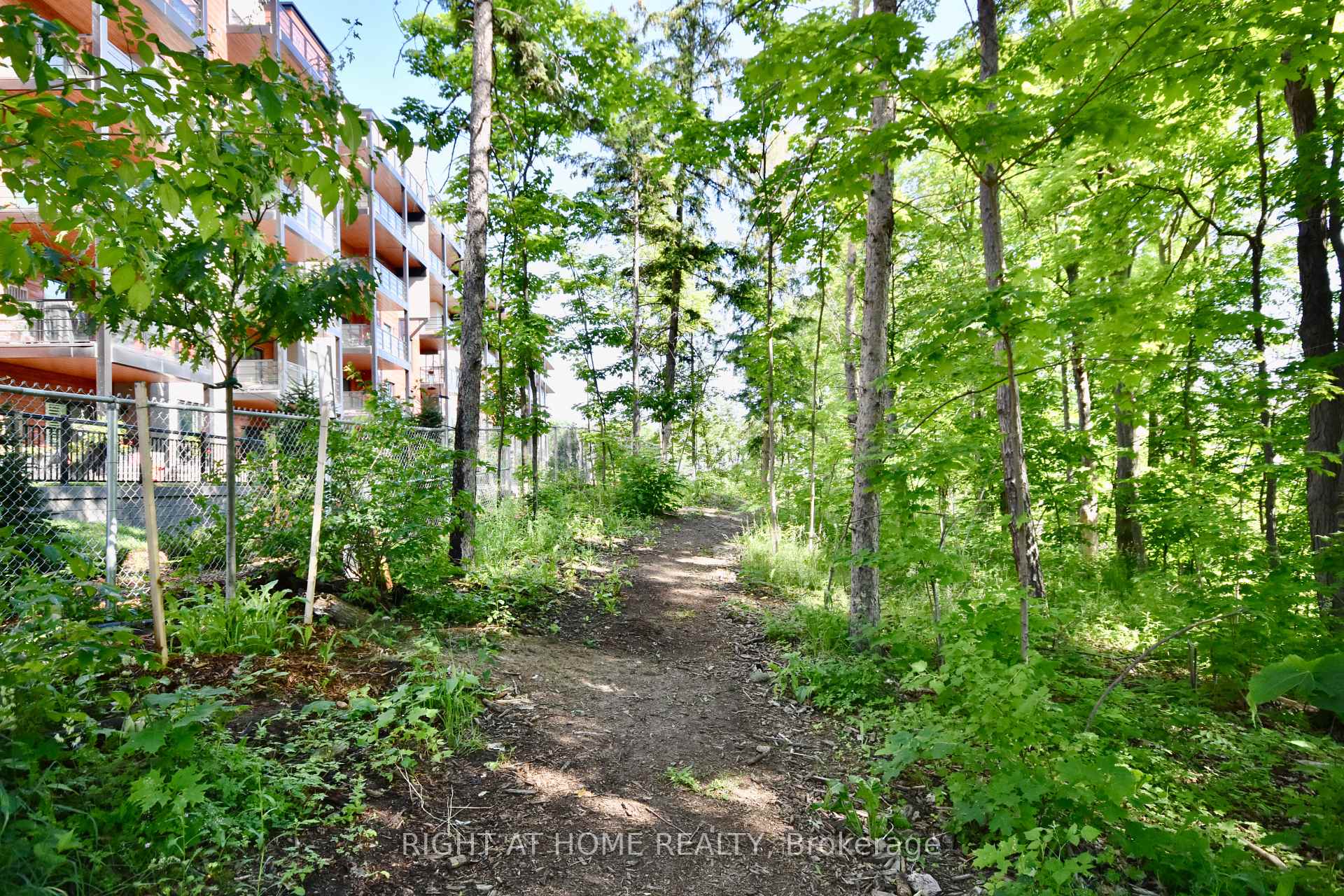 Photo 42 of Unit 213, 302 Essa Road, Barrie, Ardagh — HOMEH