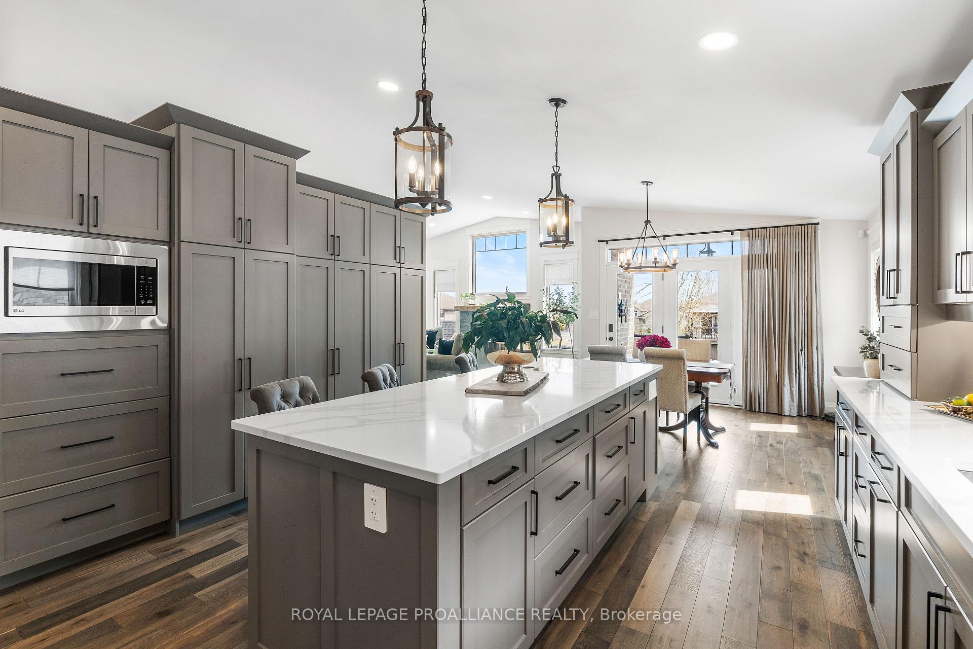 Photo 18 of 24 Cardinal Court, Prince Edward County, Sophiasburg Ward — HOMEH