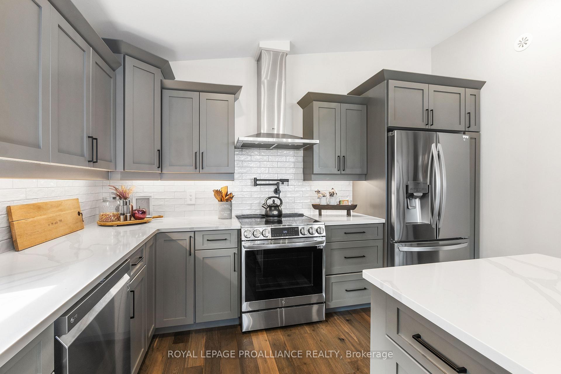 Photo 19 of 24 Cardinal Court, Prince Edward County, Sophiasburg Ward — HOMEH