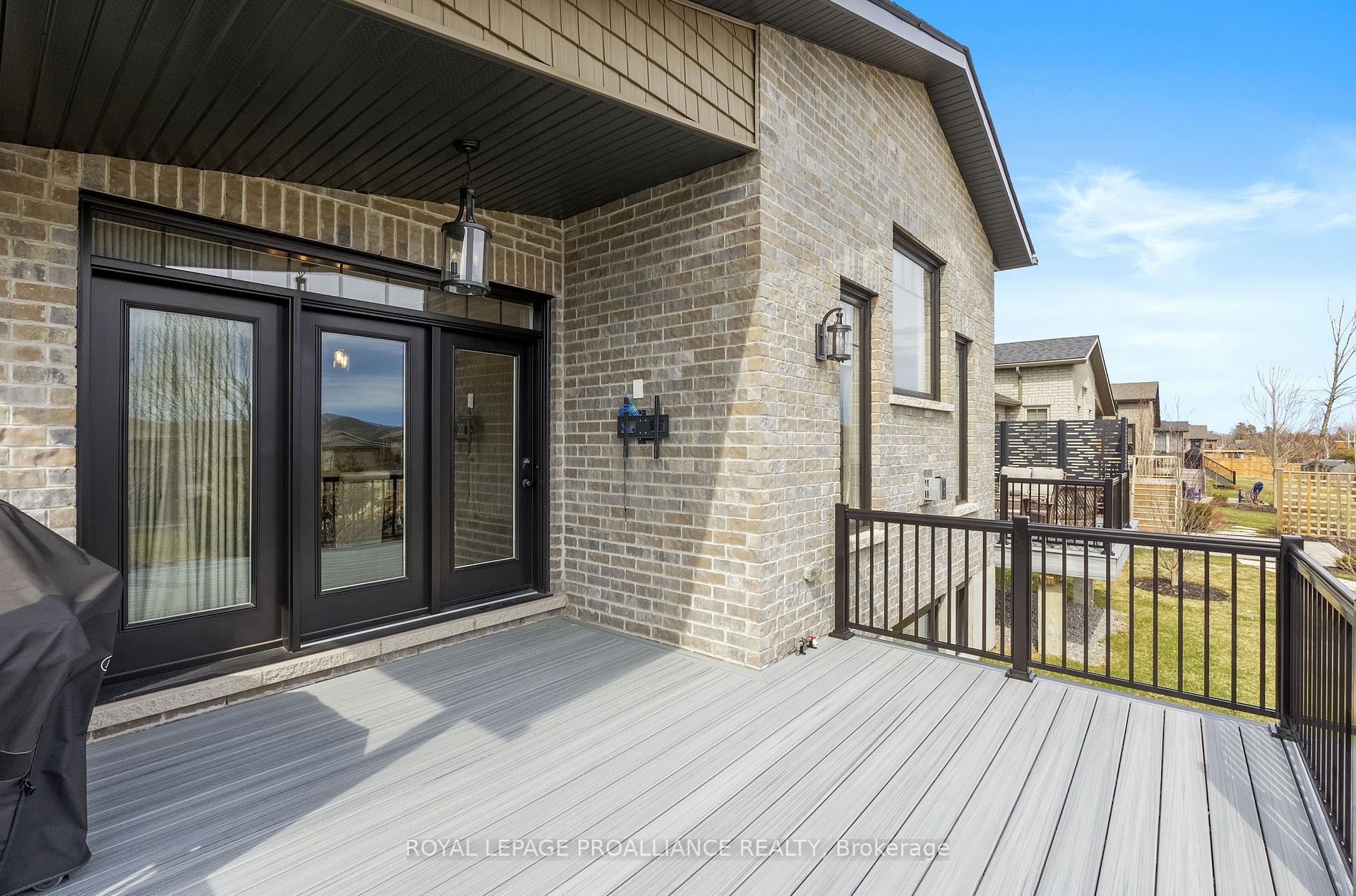 Photo 23 of 24 Cardinal Court, Prince Edward County, Sophiasburg Ward — HOMEH