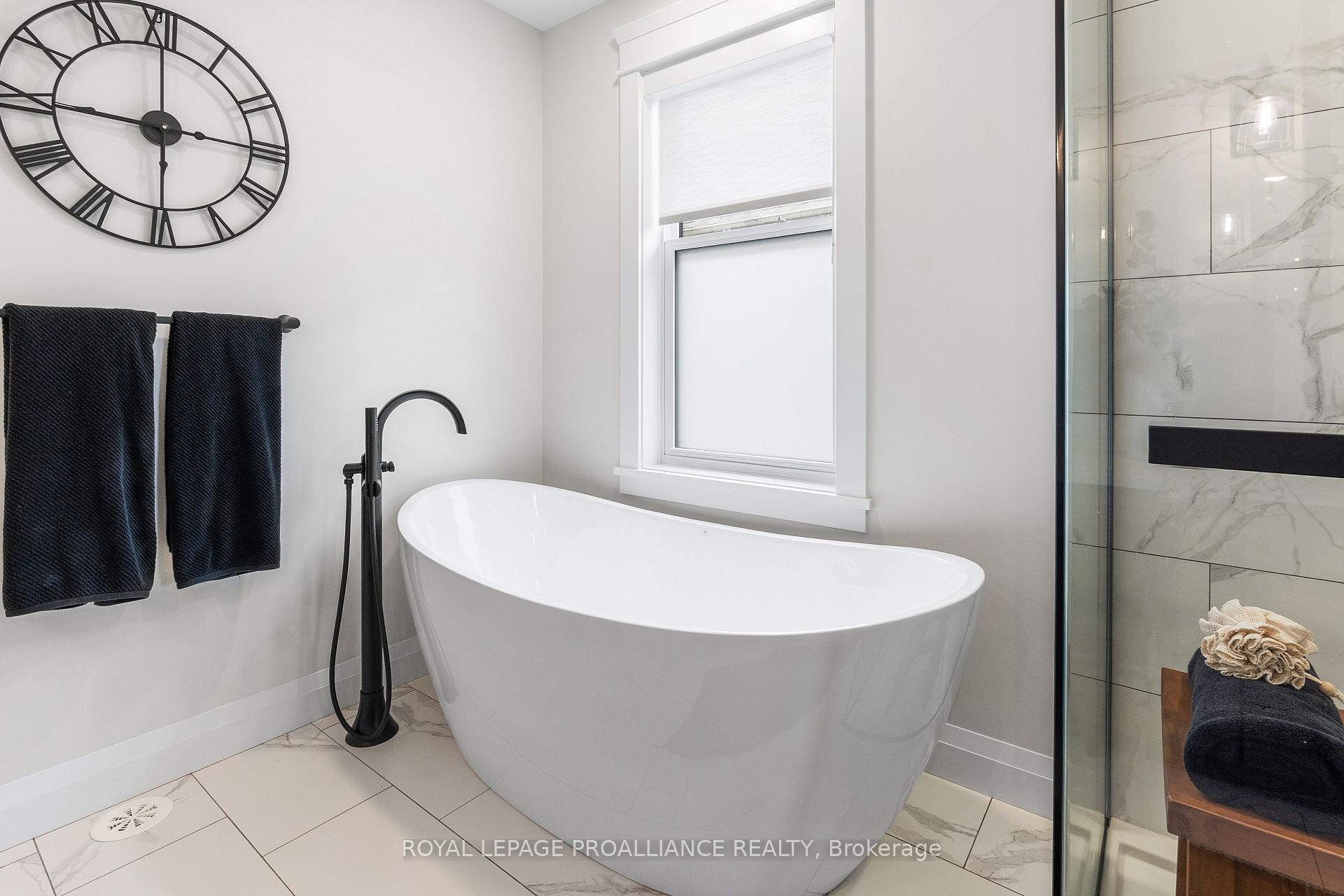 Photo 28 of 24 Cardinal Court, Prince Edward County, Sophiasburg Ward — HOMEH