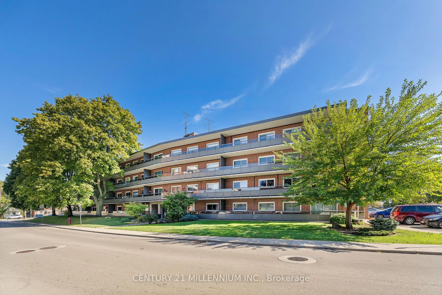 Photo 5 of Unit 203, 11 Woodman Drive, Hamilton, Corman — HOMEH