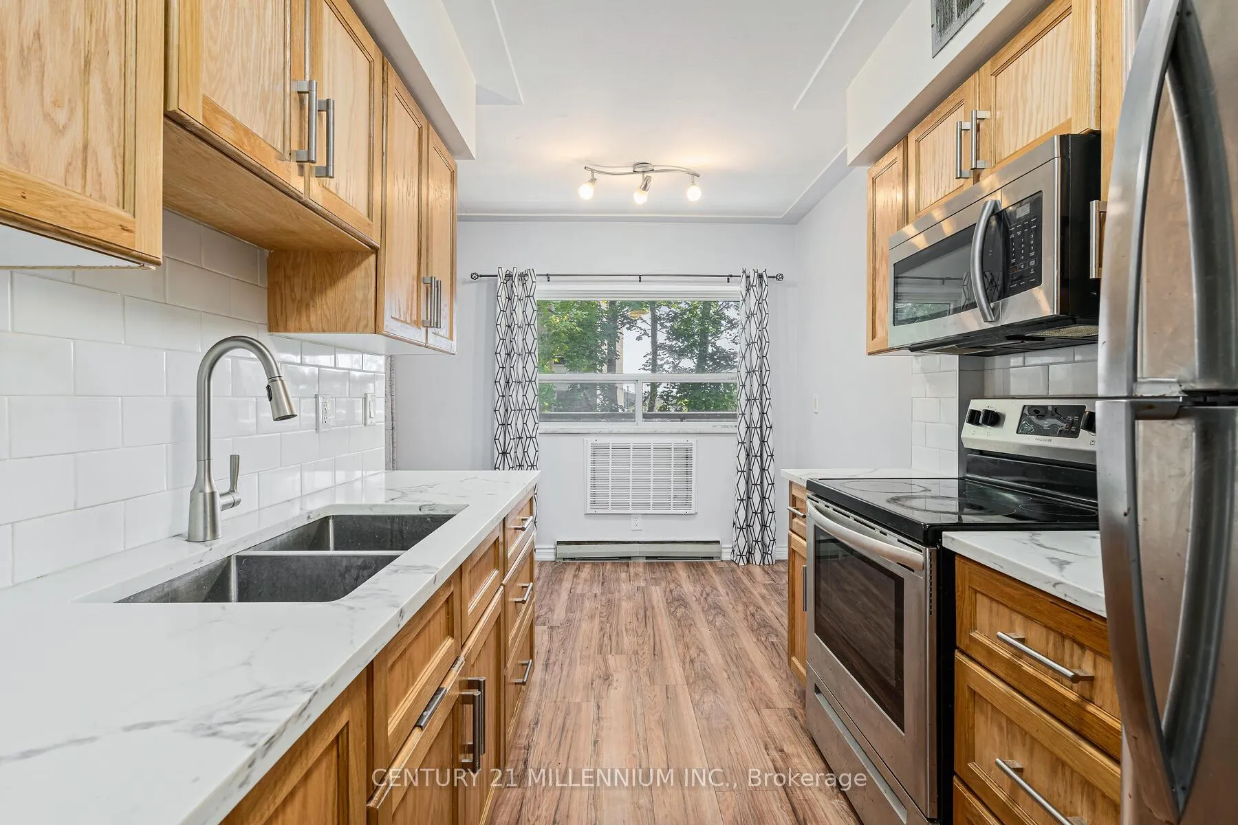 Photo 14 of Unit 203, 11 Woodman Drive, Hamilton, Corman — HOMEH