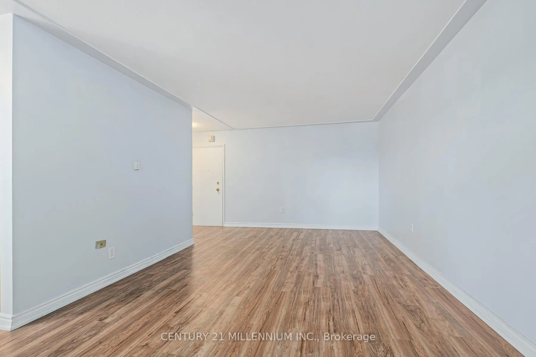 Photo 17 of Unit 203, 11 Woodman Drive, Hamilton, Corman — HOMEH