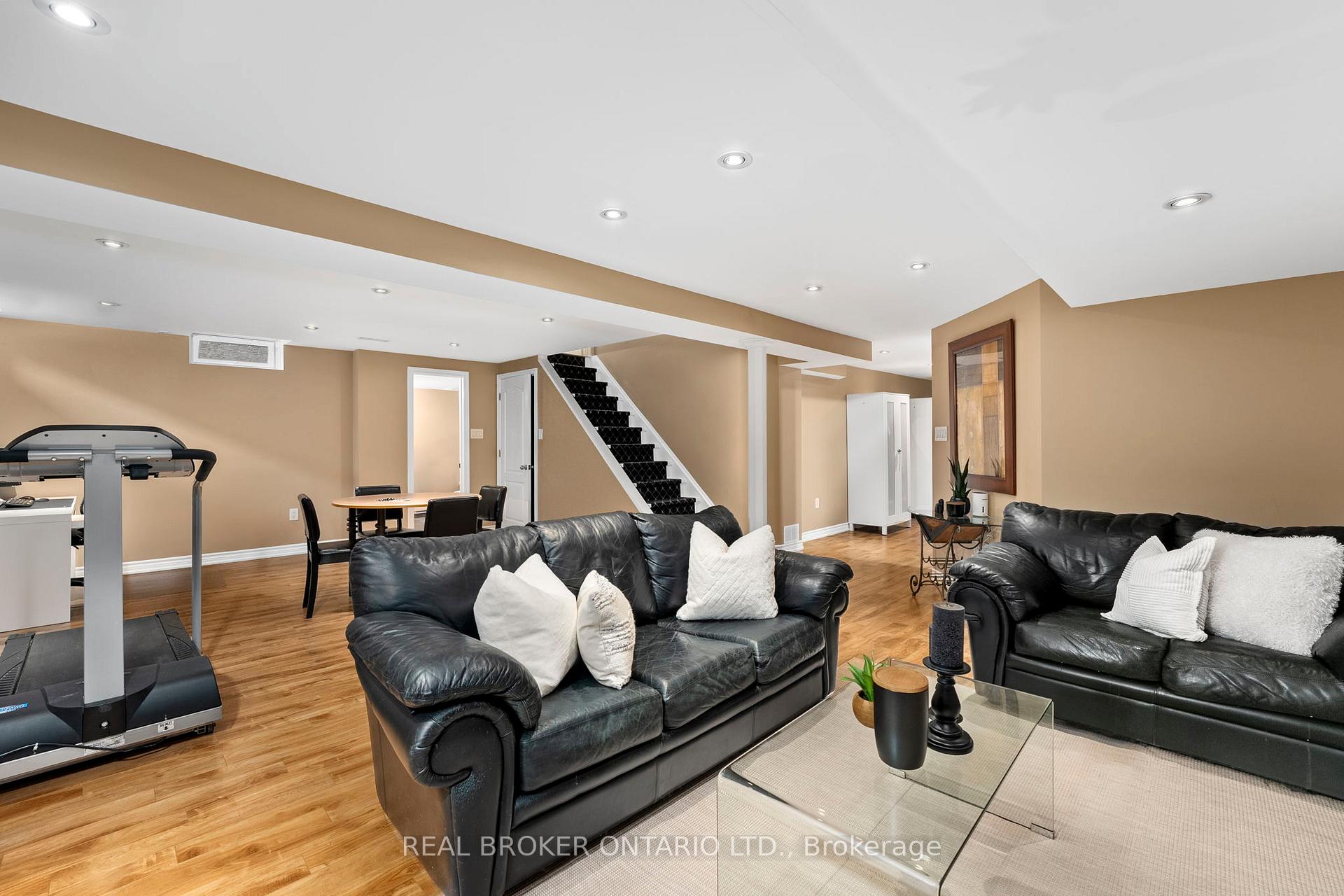 Photo 26 of 50 Turnbridge Road, Aurora, Bayview Wellington — HOMEH