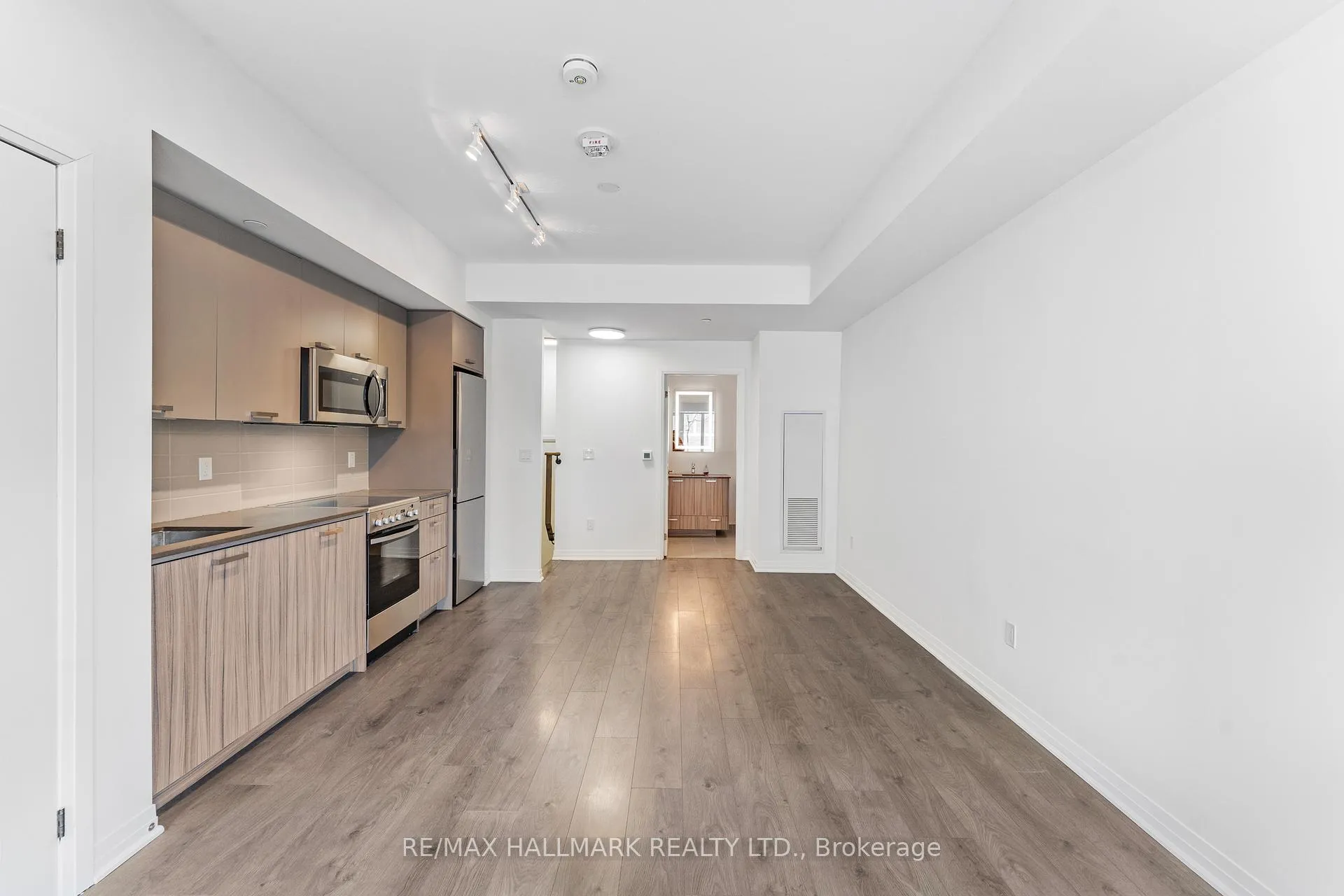 Photo 7 of Unit TH 103, 2301 Danforth Avenue, Toronto, East End-Danforth — HOMEH