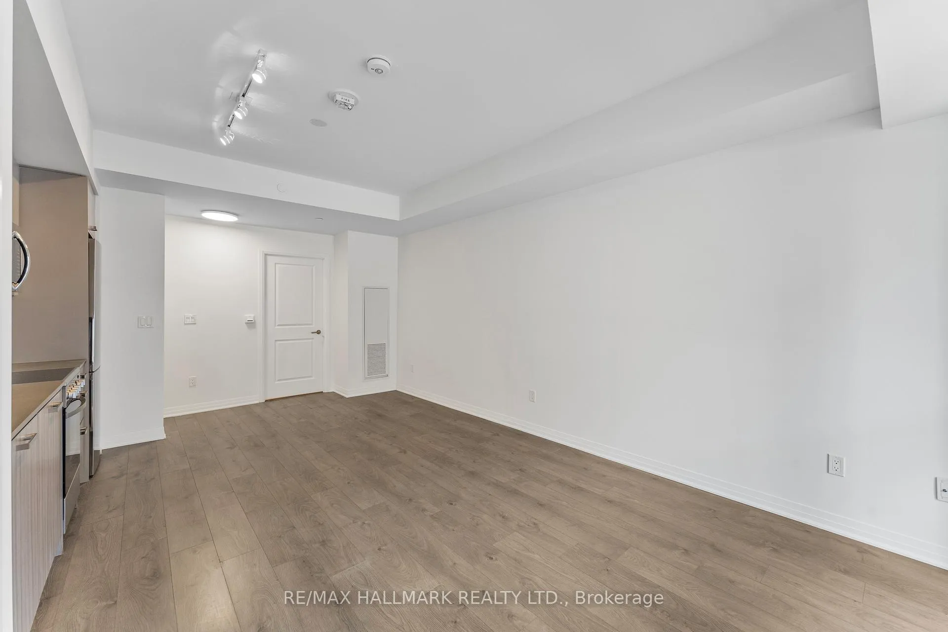 Photo 9 of Unit TH 103, 2301 Danforth Avenue, Toronto, East End-Danforth — HOMEH