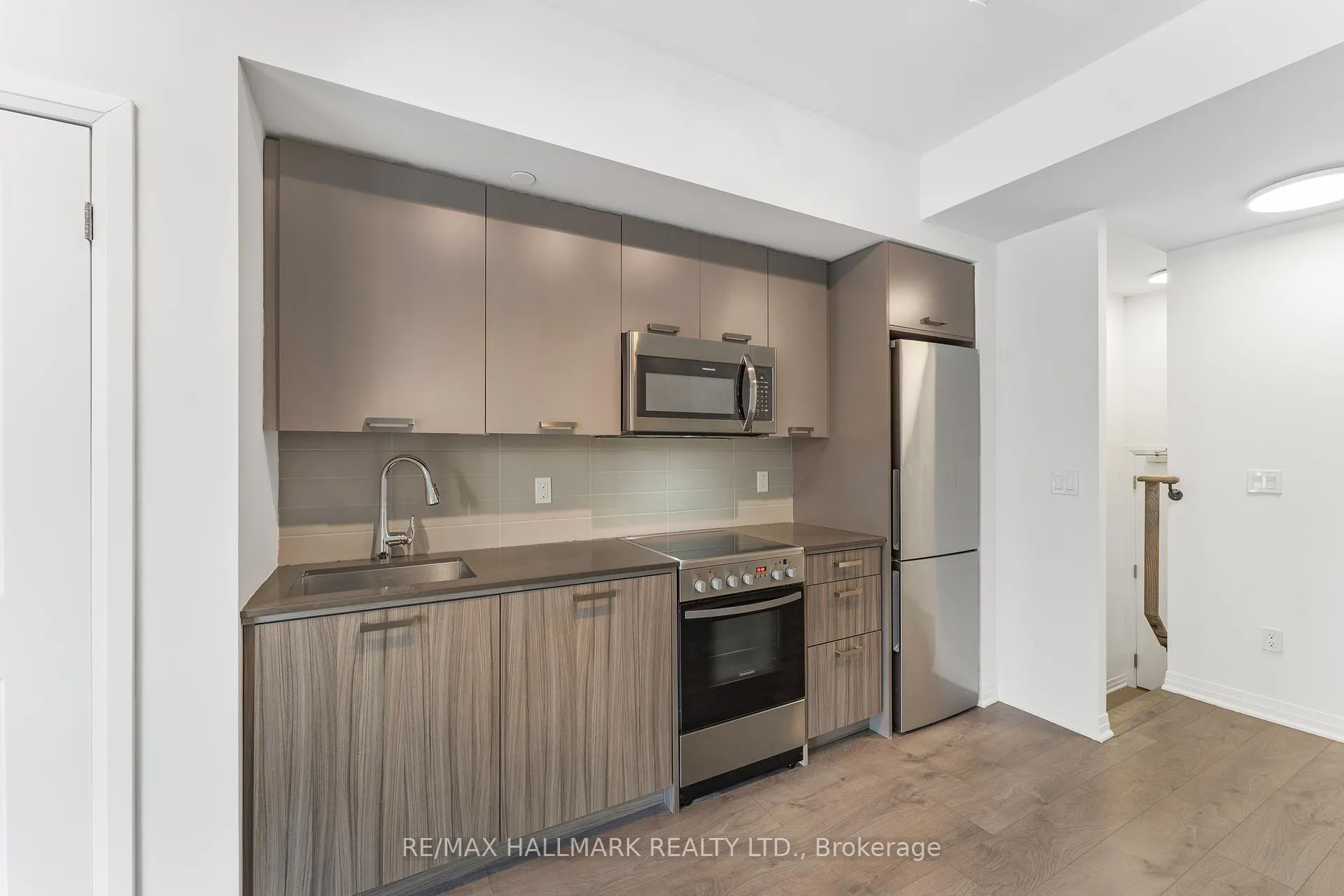 Photo 10 of Unit TH 103, 2301 Danforth Avenue, Toronto, East End-Danforth — HOMEH
