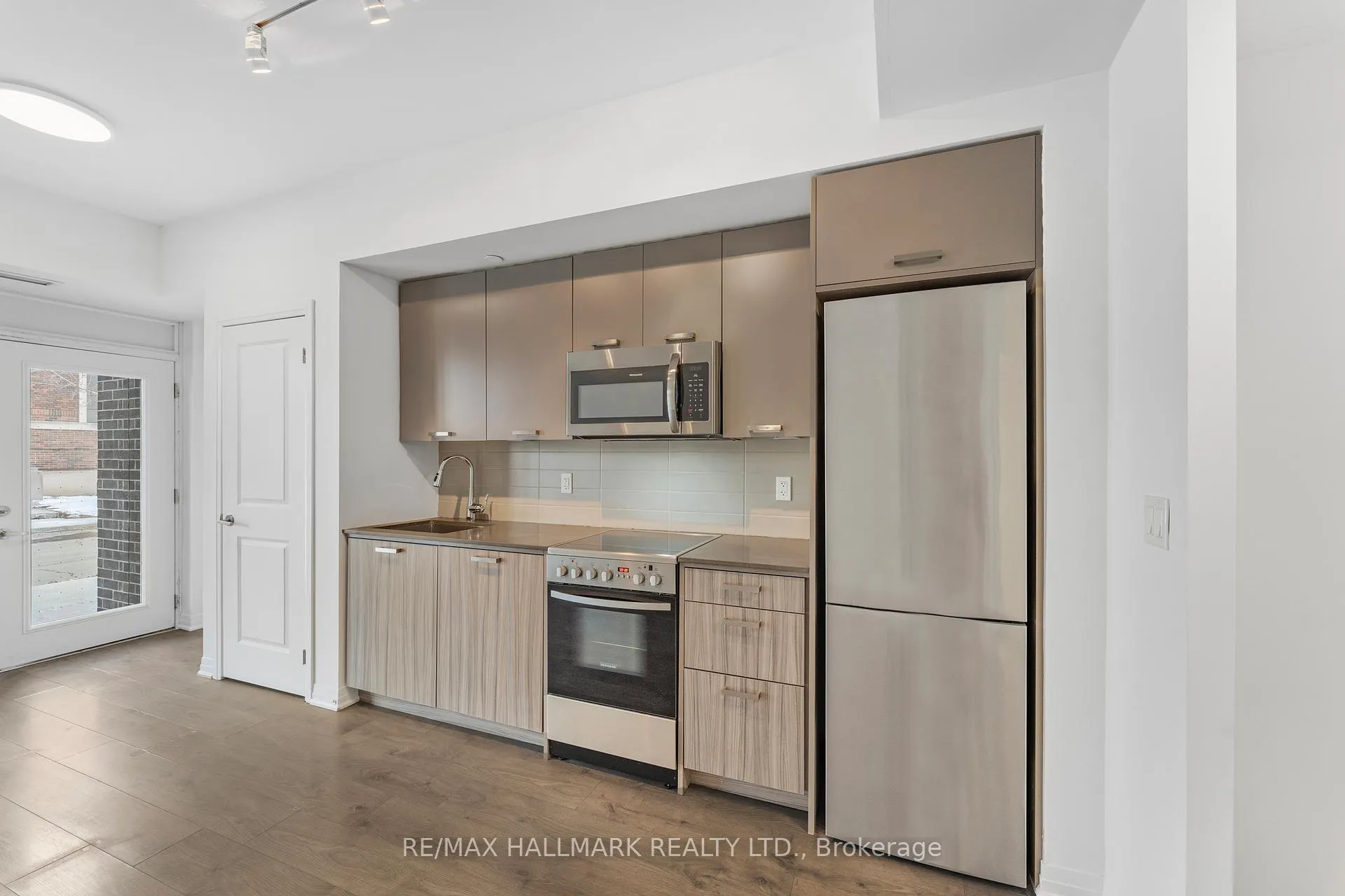 Photo 11 of Unit TH 103, 2301 Danforth Avenue, Toronto, East End-Danforth — HOMEH