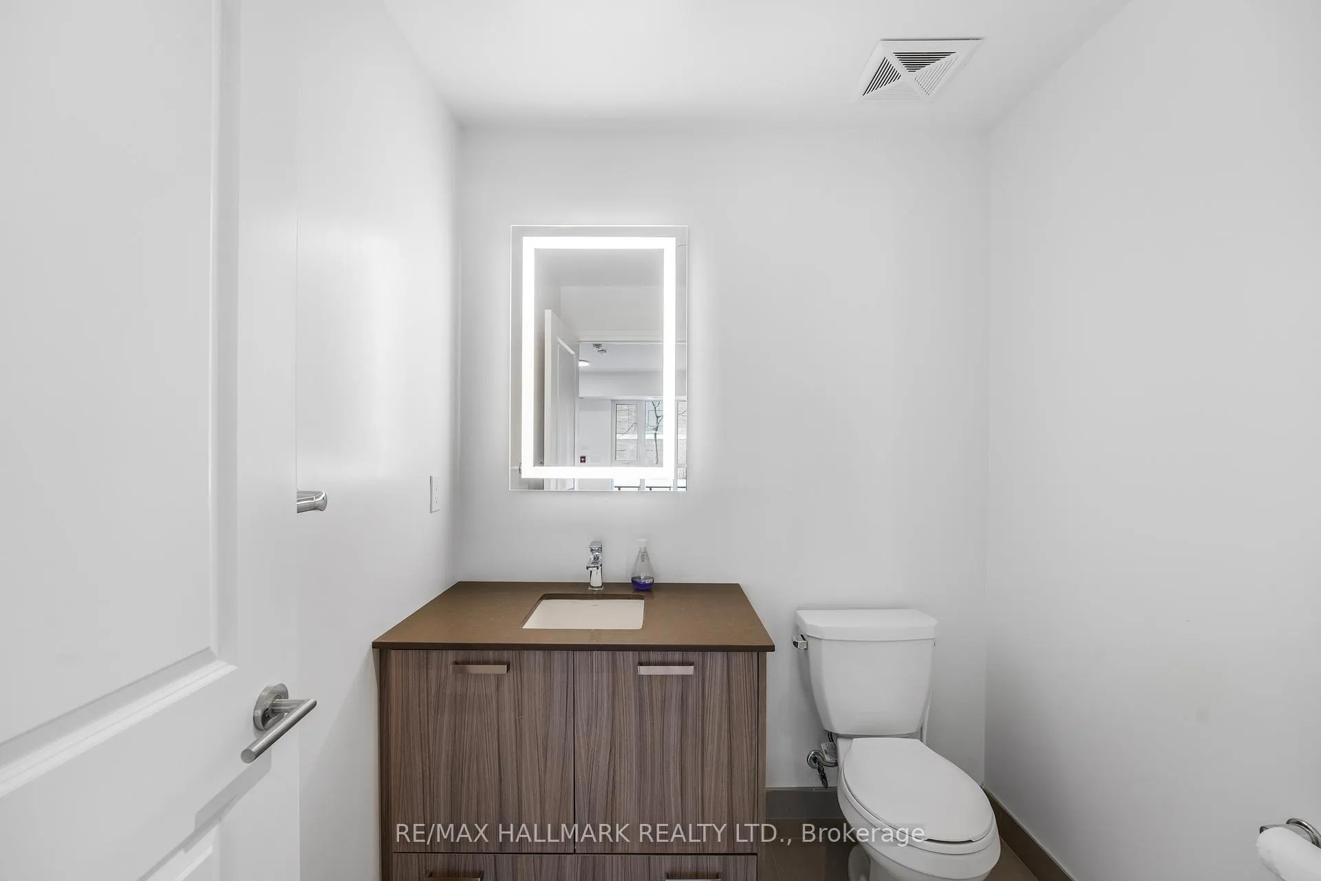 Photo 14 of Unit TH 103, 2301 Danforth Avenue, Toronto, East End-Danforth — HOMEH