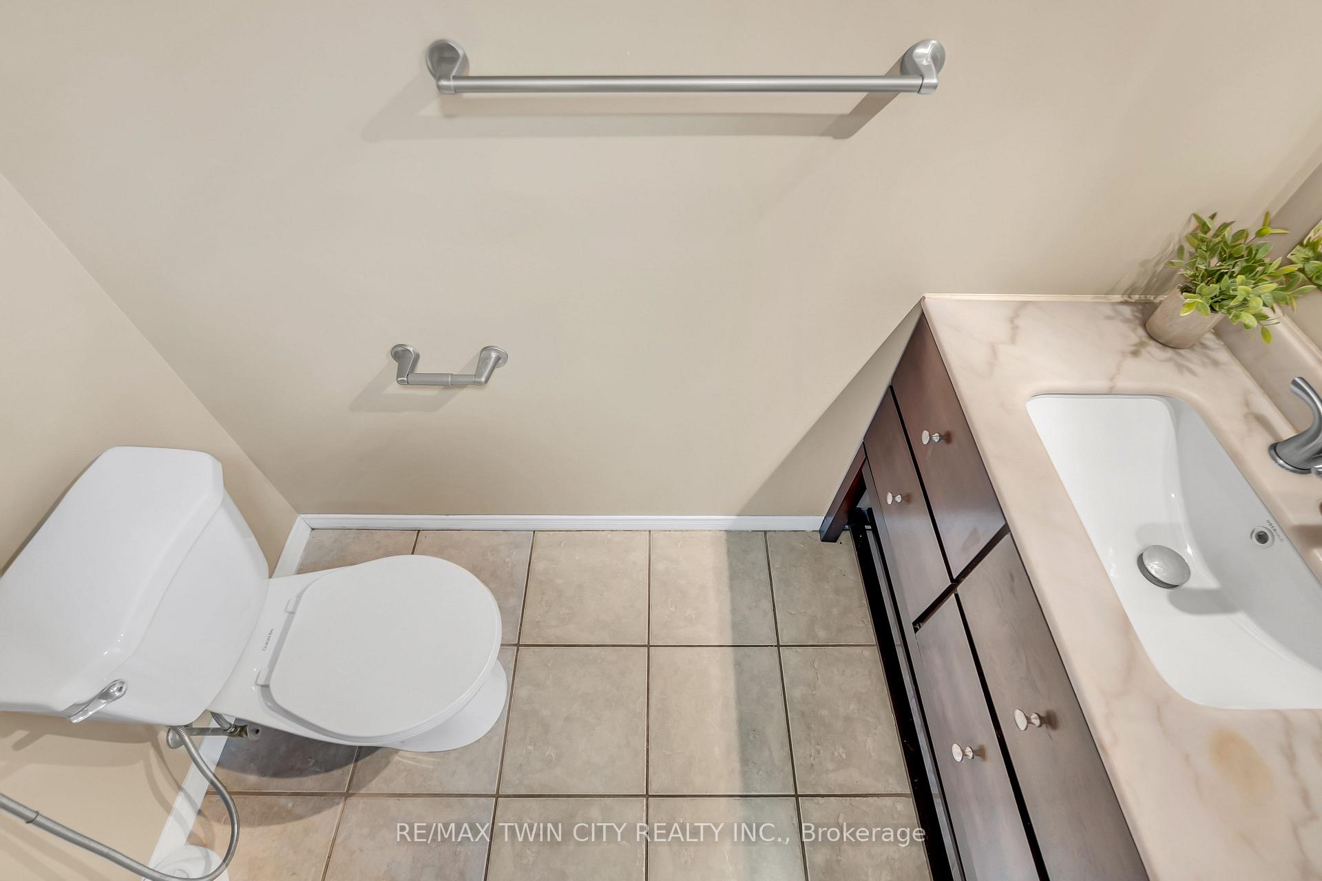 Photo 7 of Unit 31, 400 Wilson Avenue, Kitchener — HOMEH