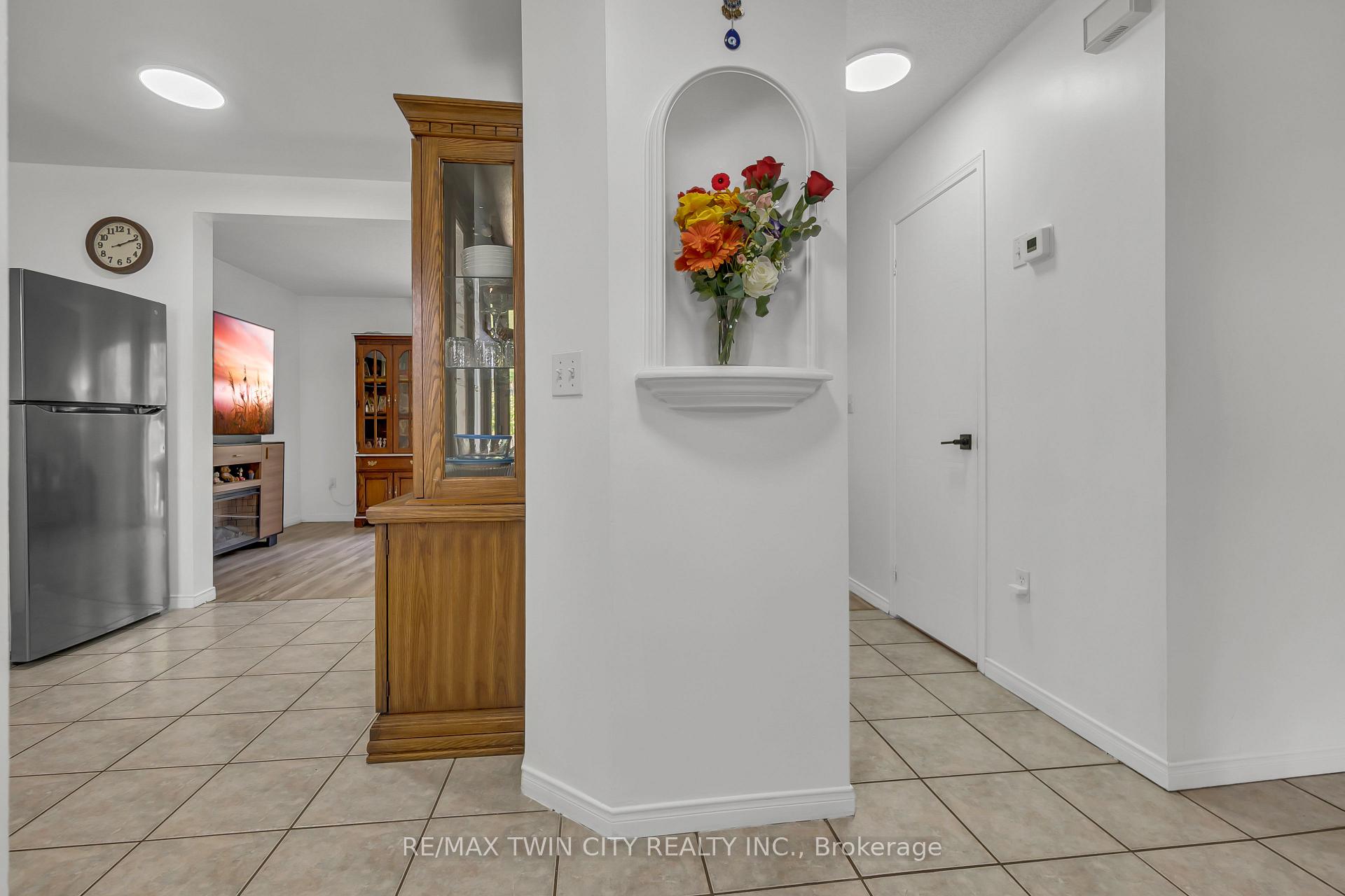 Photo 8 of Unit 31, 400 Wilson Avenue, Kitchener — HOMEH