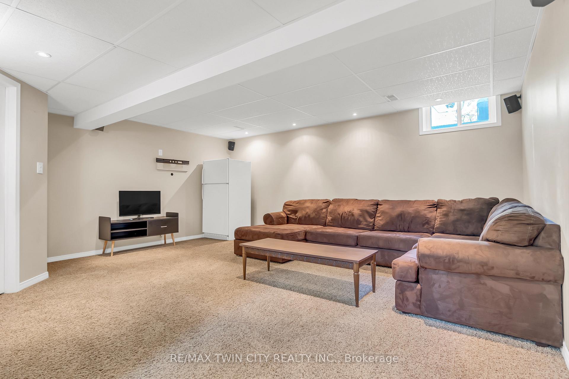 Photo 20 of Unit 31, 400 Wilson Avenue, Kitchener — HOMEH