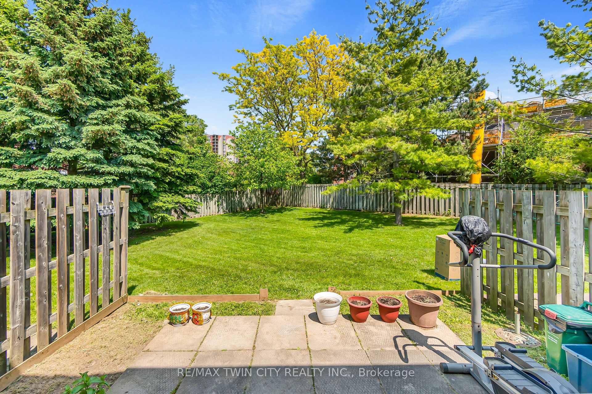 Photo 23 of Unit 31, 400 Wilson Avenue, Kitchener — HOMEH