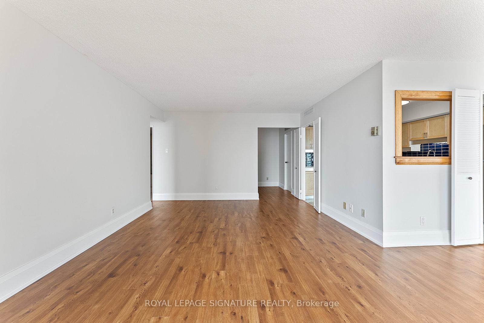 Photo 14 of Unit 2603, 65 Harbour Square, Toronto, Waterfront Communities — HOMEH