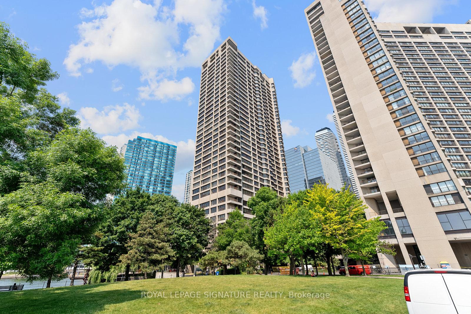 Photo 33 of Unit 2603, 65 Harbour Square, Toronto, Waterfront Communities — HOMEH