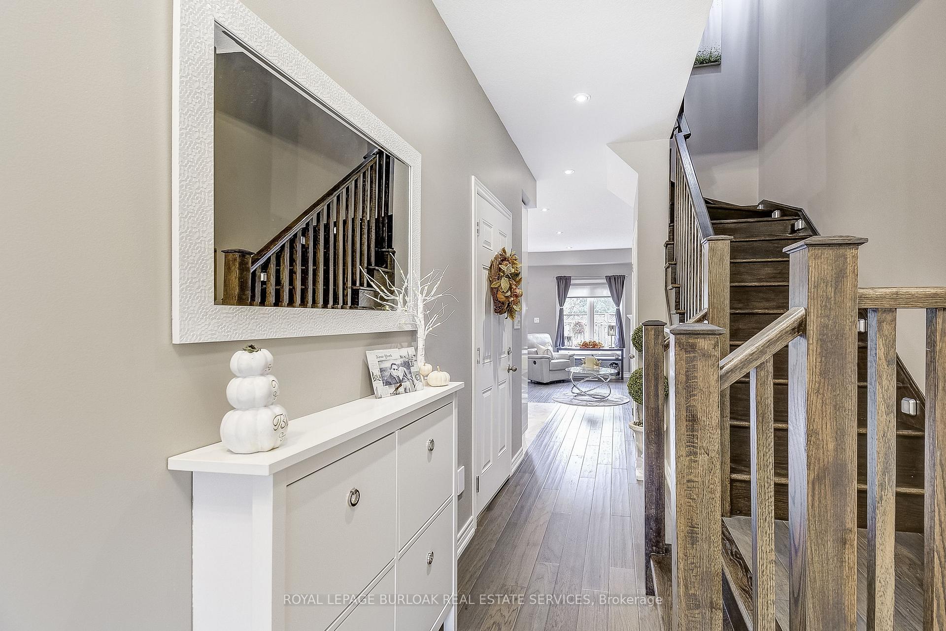 Photo 5 of Unit 30, 21 Madonna Drive, Hamilton, Carpenter — HOMEH