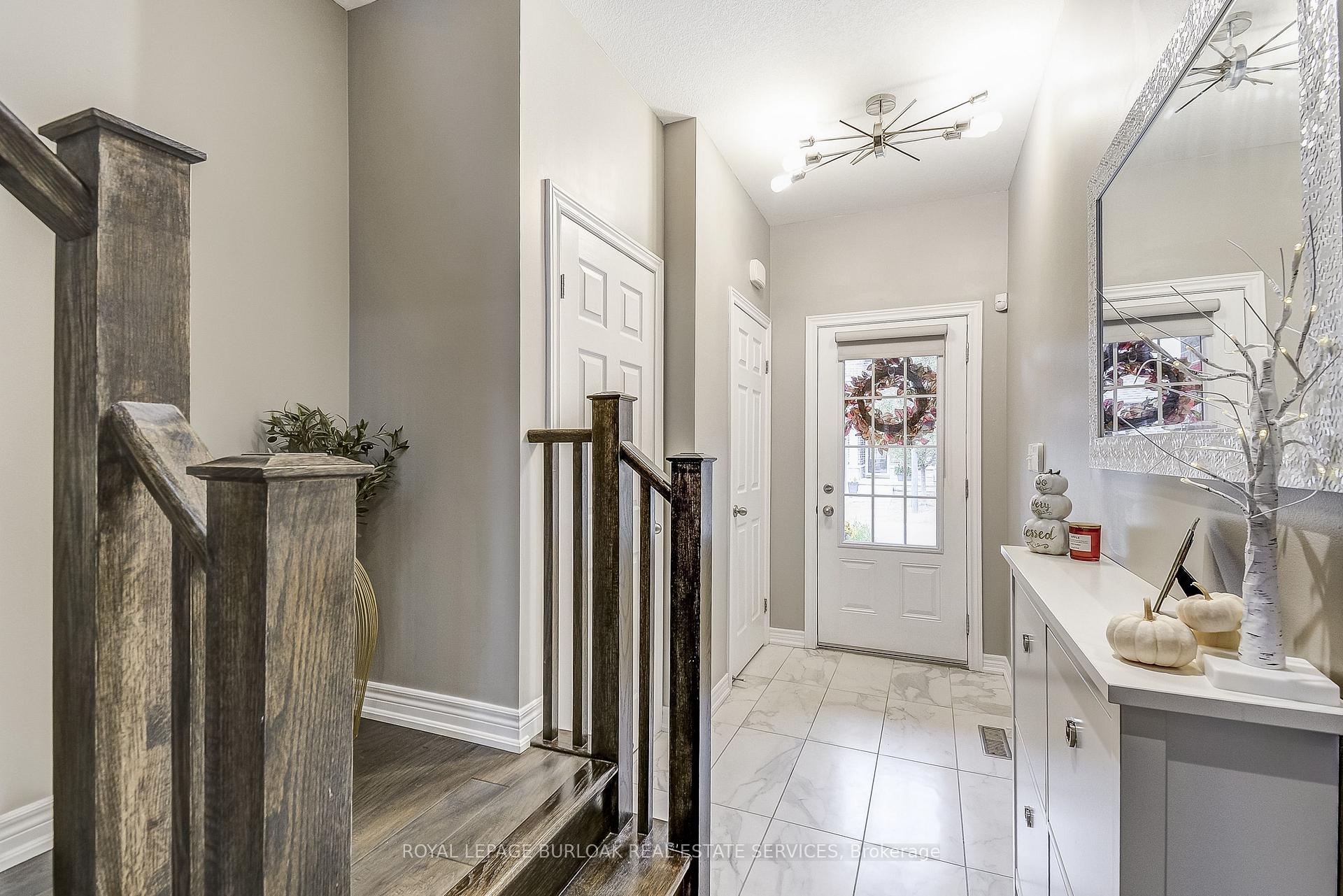 Photo 6 of Unit 30, 21 Madonna Drive, Hamilton, Carpenter — HOMEH