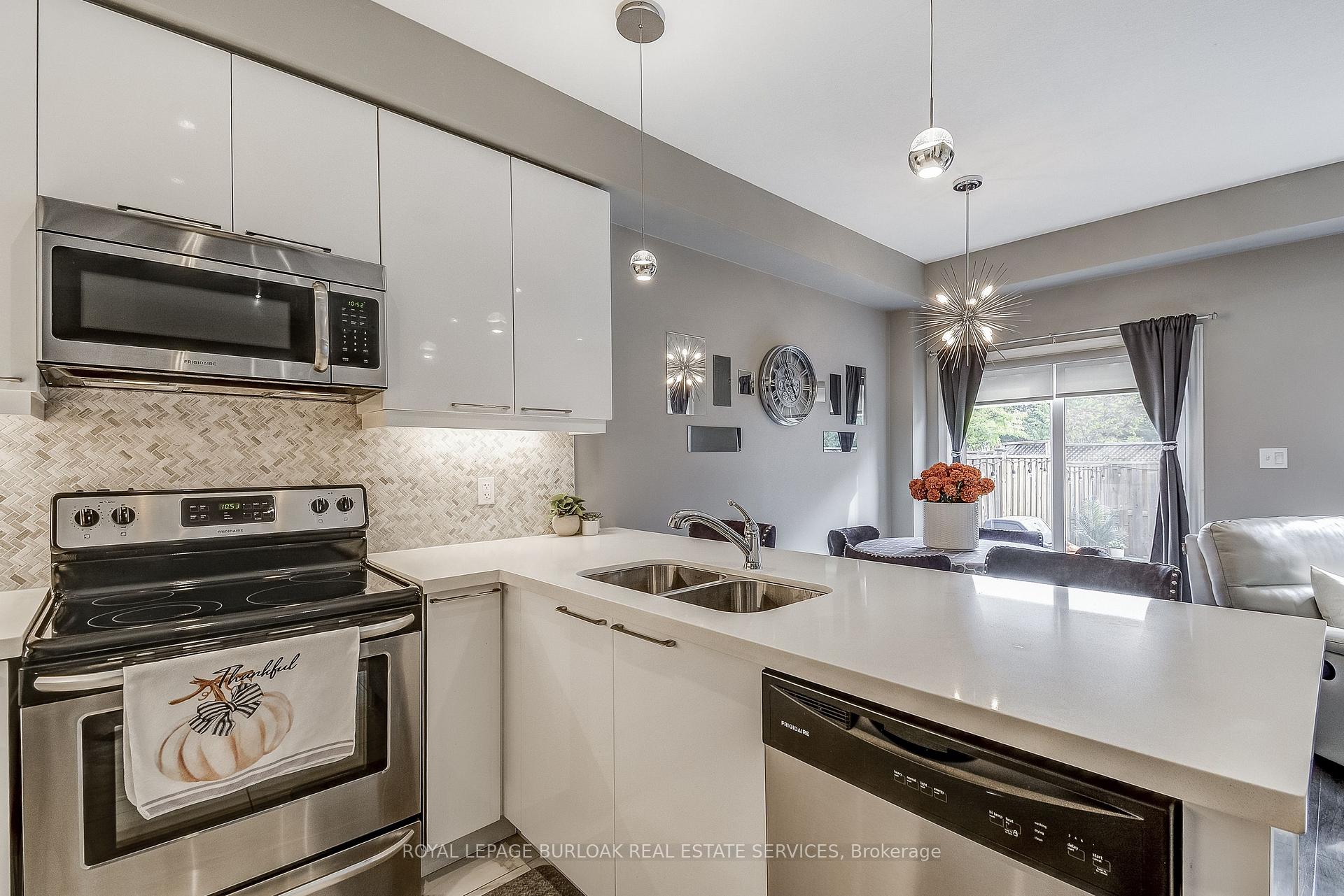 Photo 28 of Unit 30, 21 Madonna Drive, Hamilton, Carpenter — HOMEH